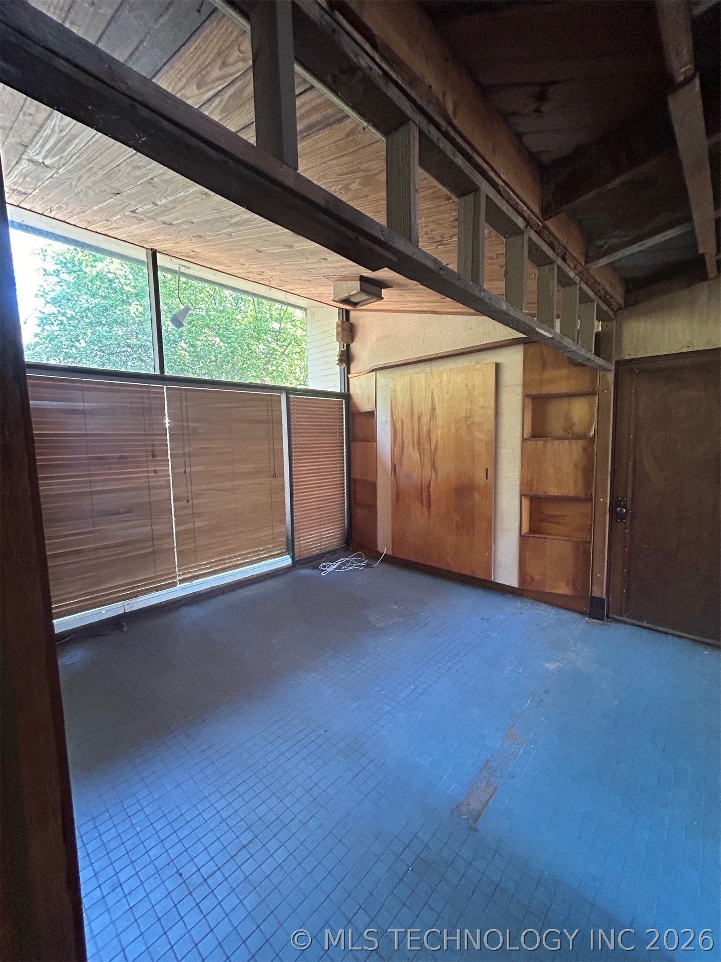 106 E 25th Street