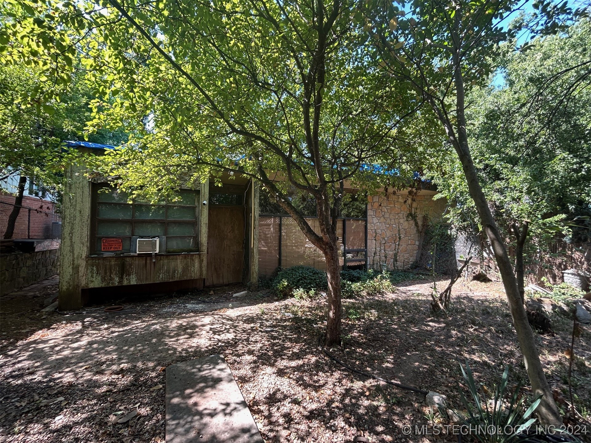 106 E 25th Street