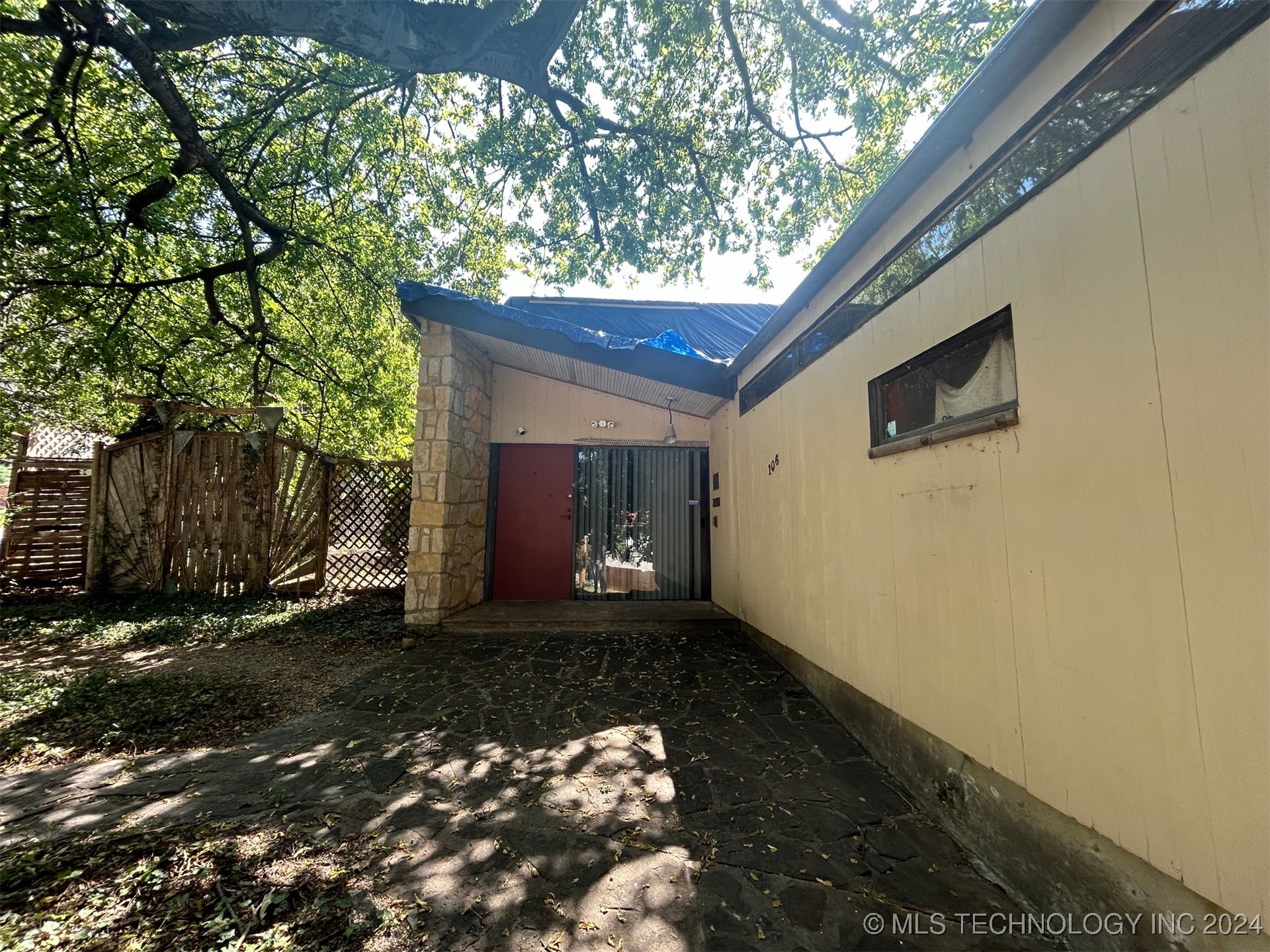106 E 25th Street
