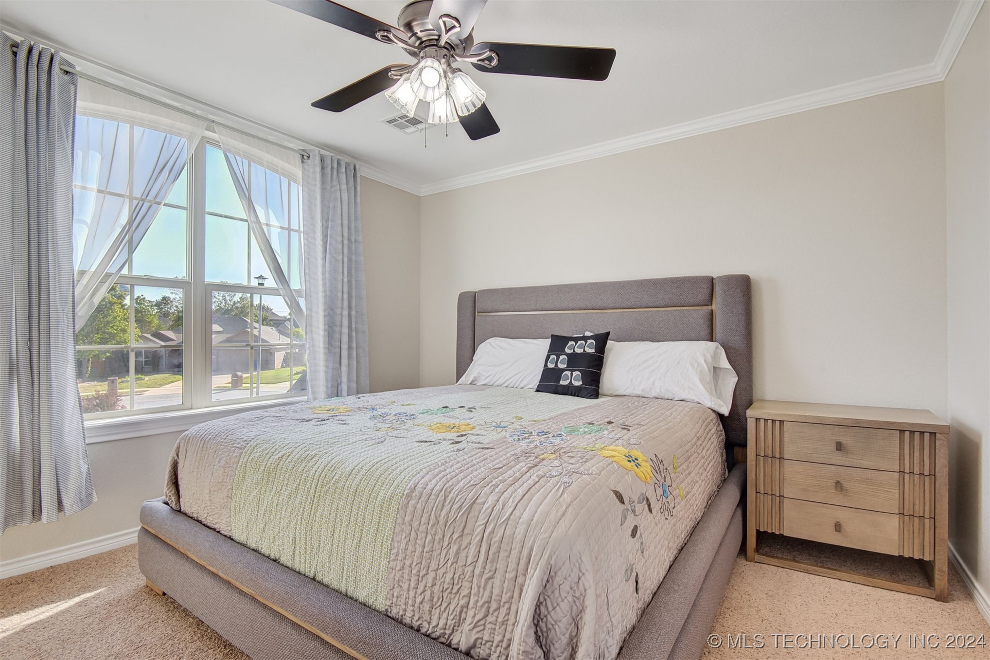 2804 N Gum Court
