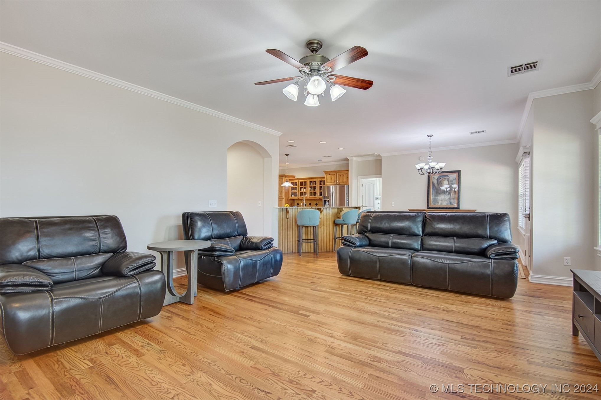 2804 N Gum Court