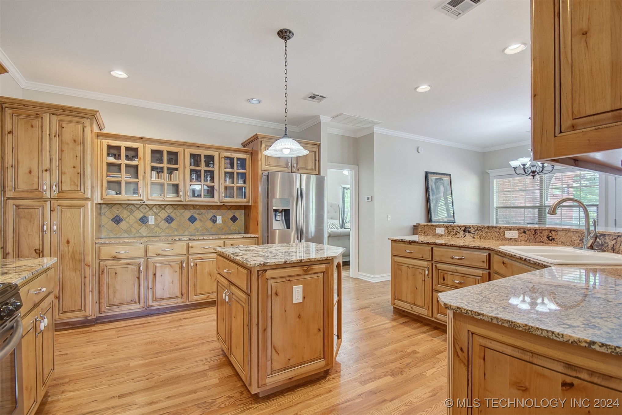 2804 N Gum Court