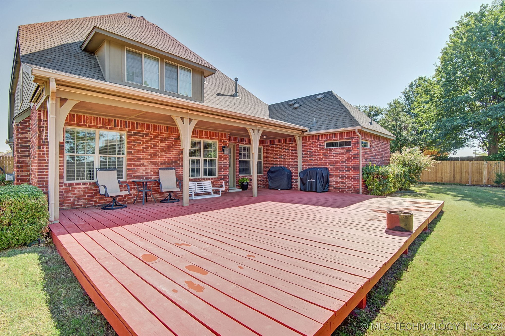 2804 N Gum Court