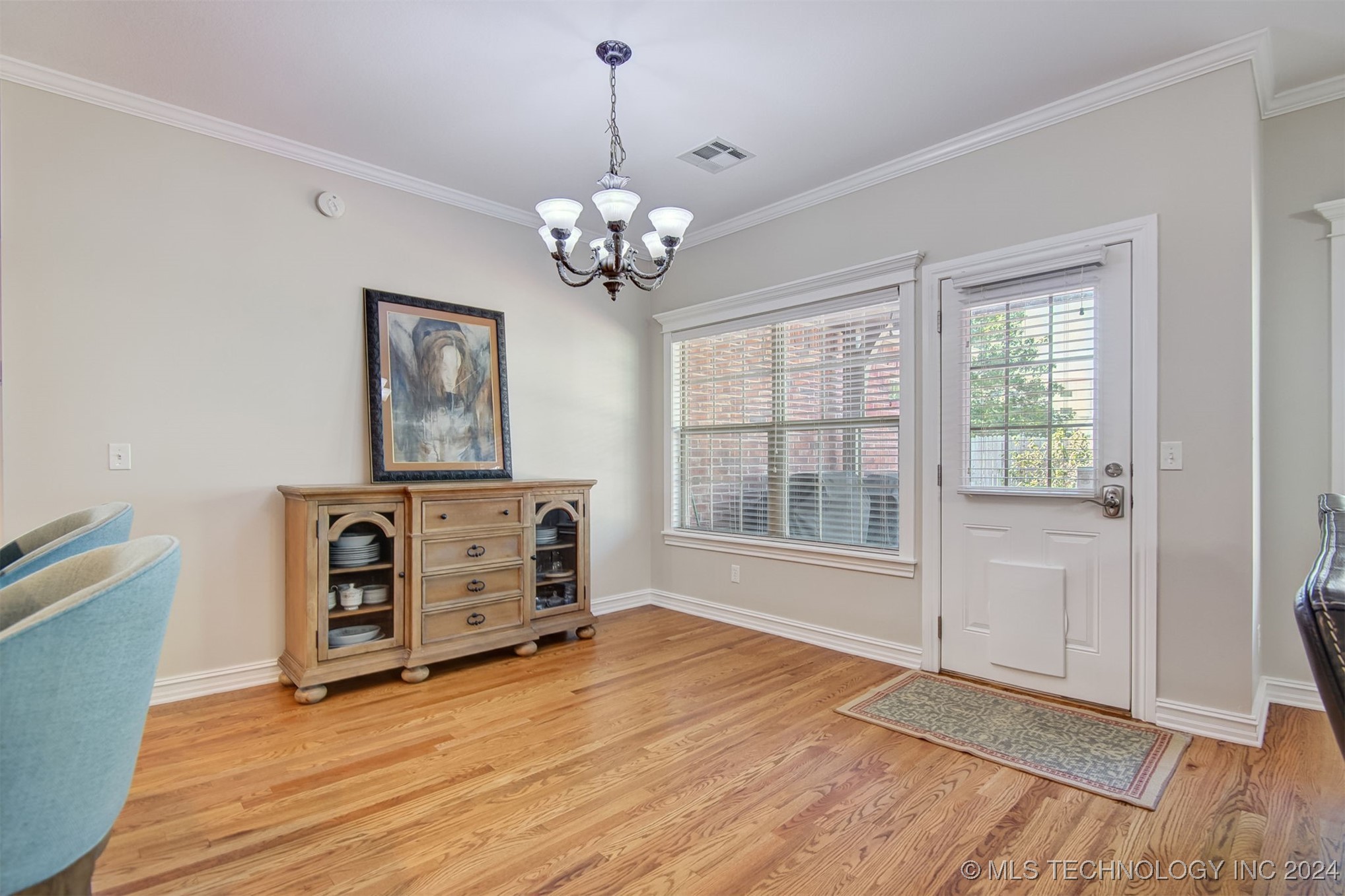 2804 N Gum Court