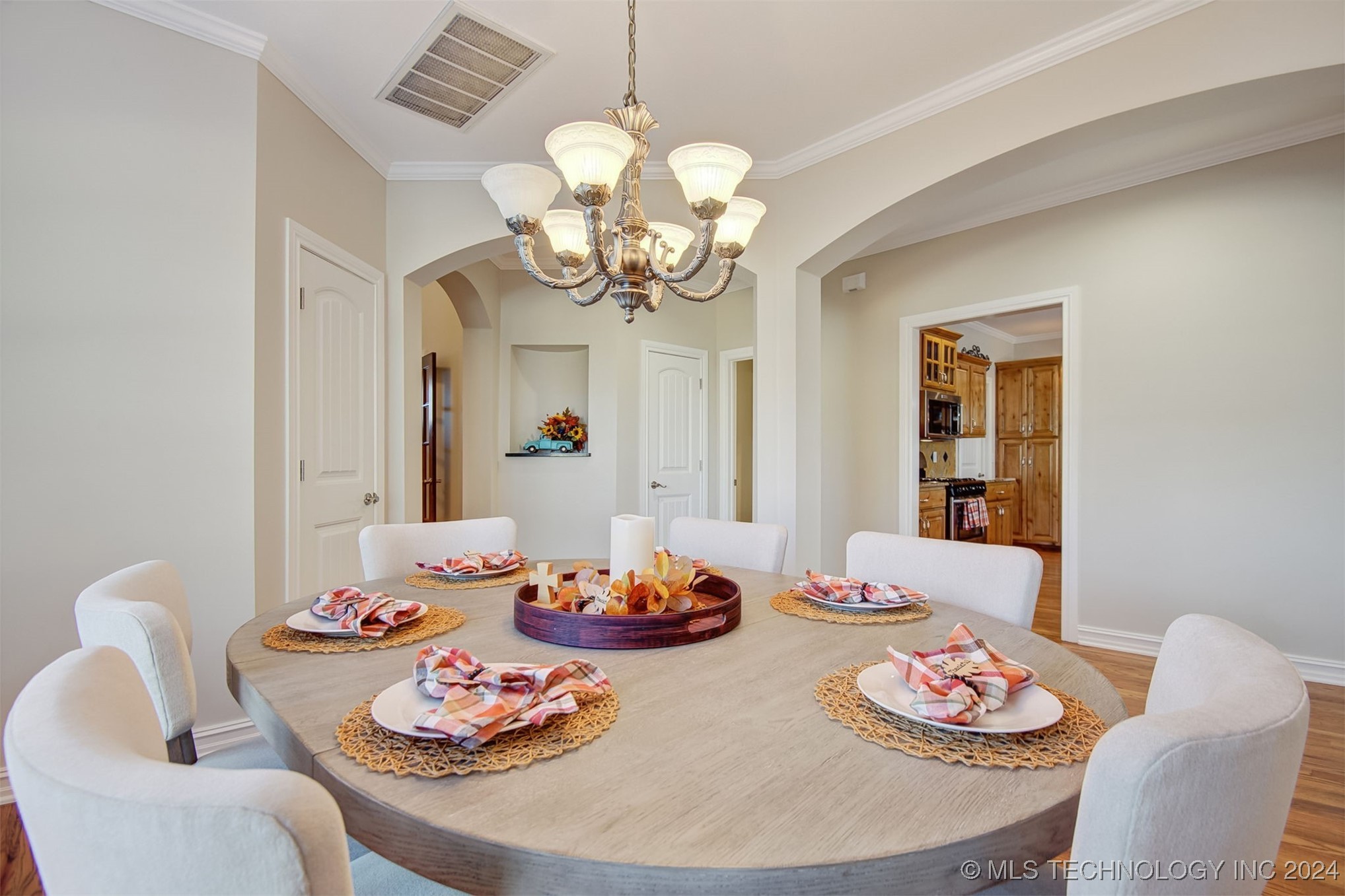 2804 N Gum Court