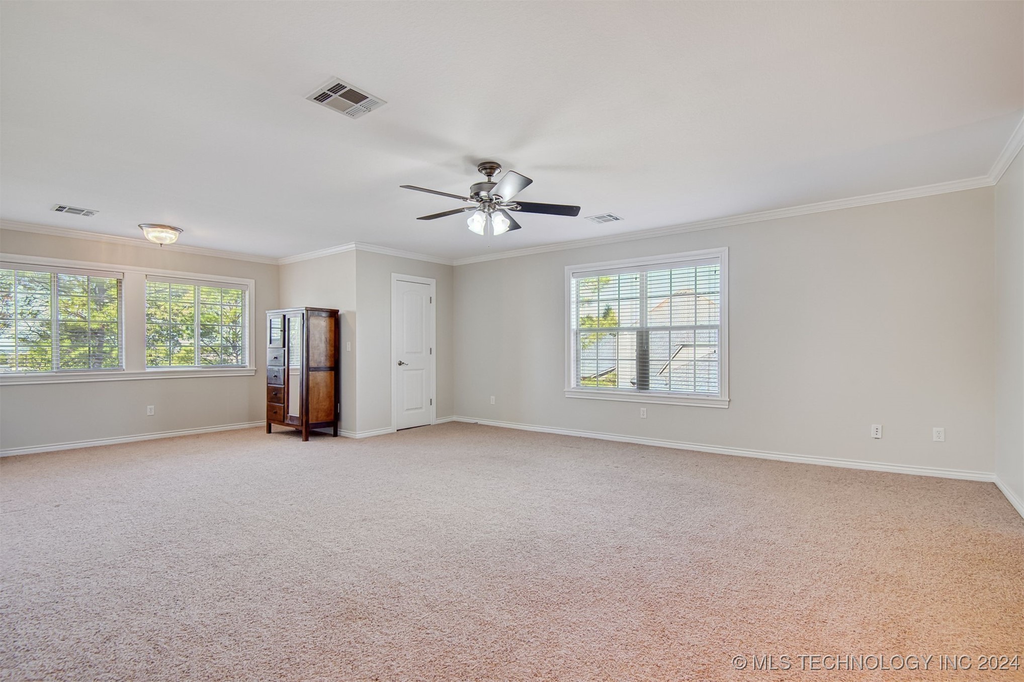 2804 N Gum Court
