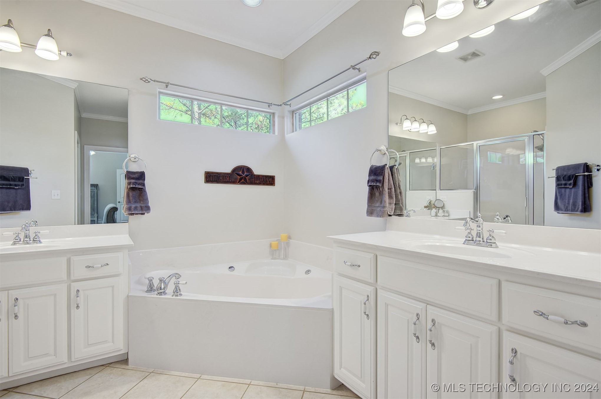 2804 N Gum Court