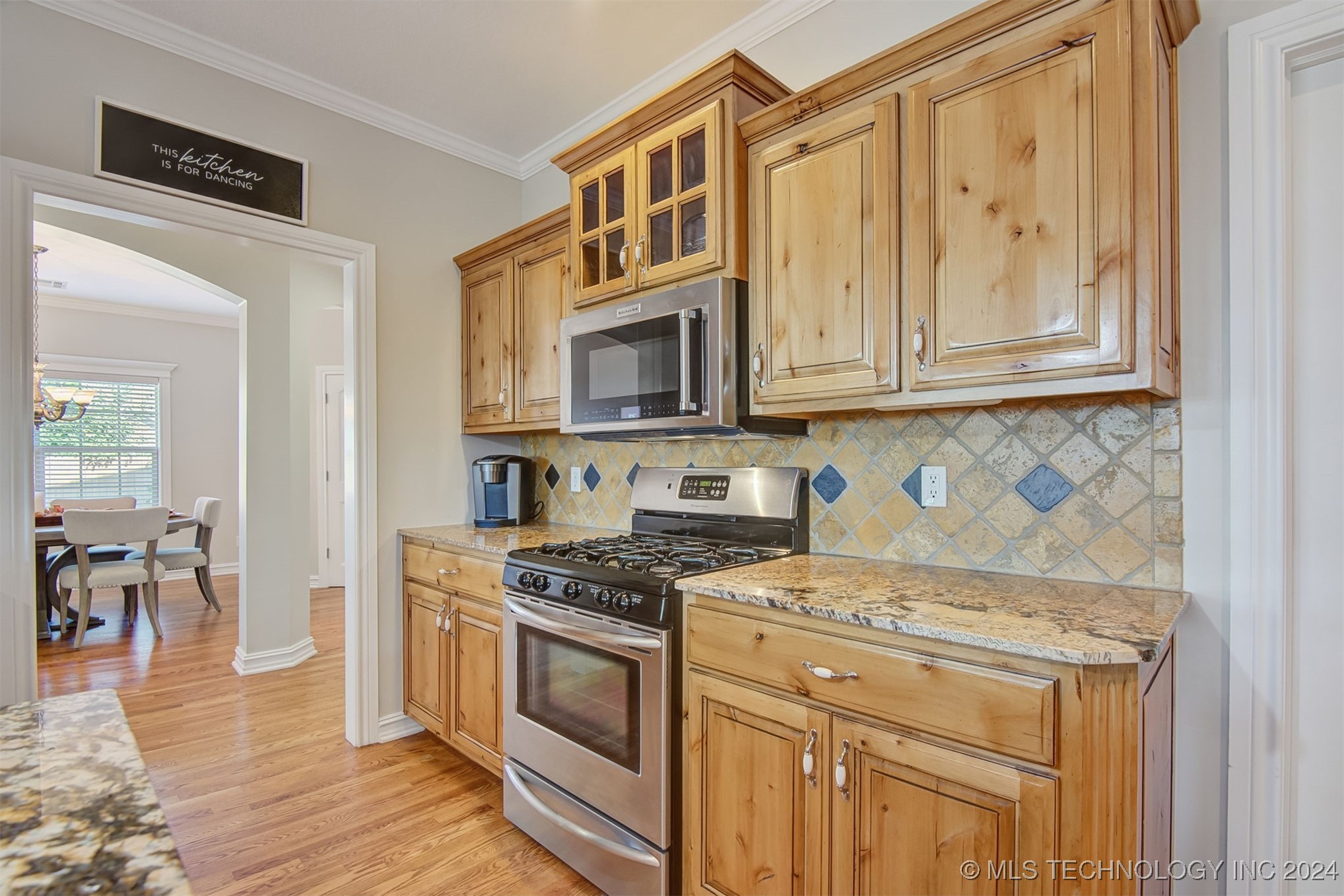 2804 N Gum Court