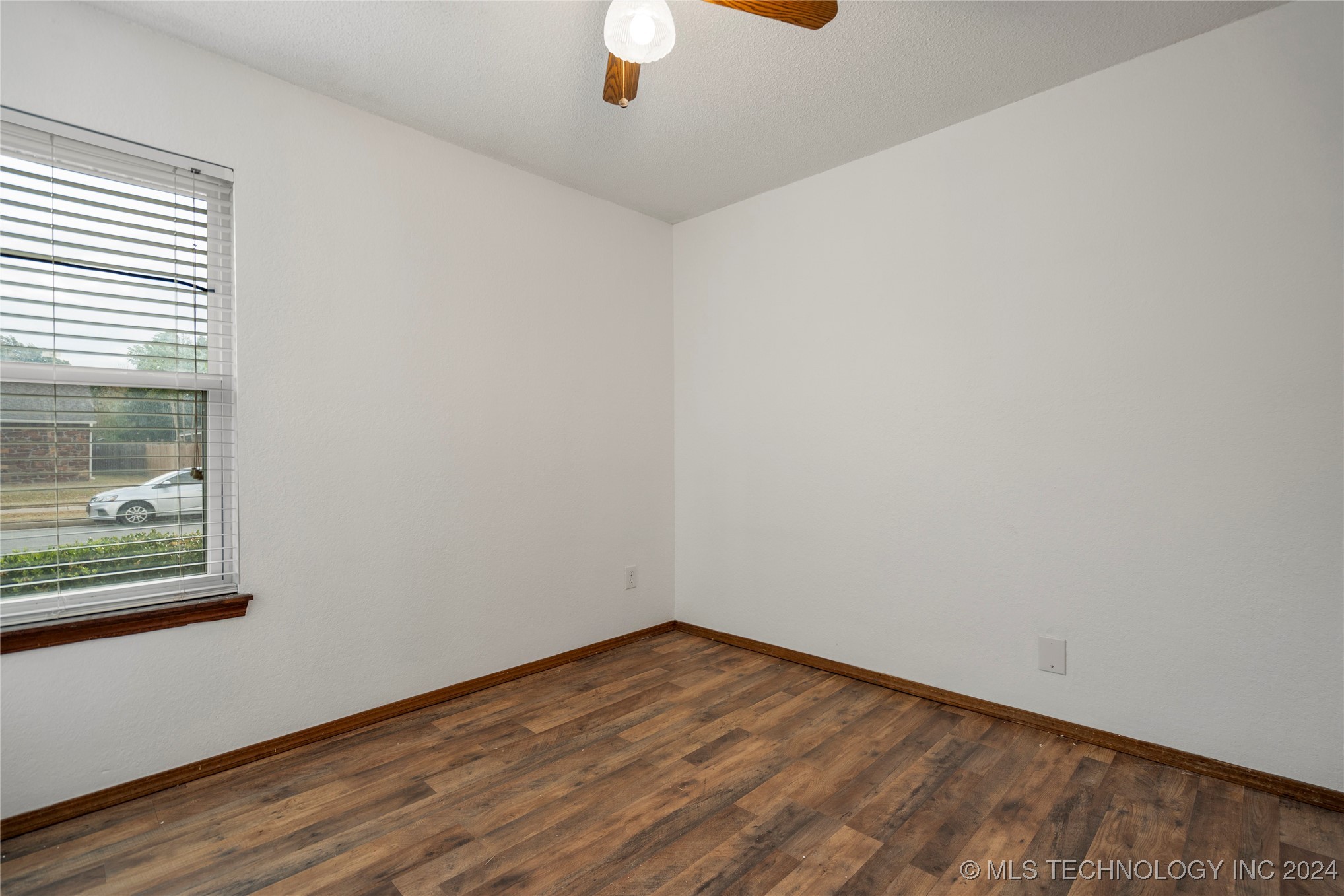 1846 S 138th East Avenue