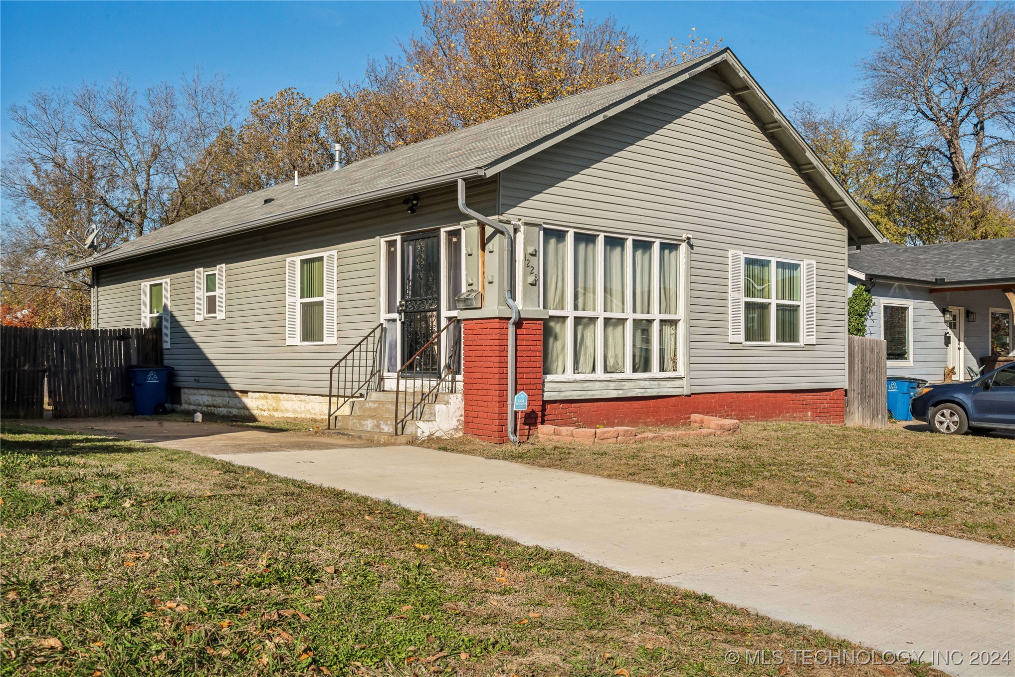 1228 N Main Street