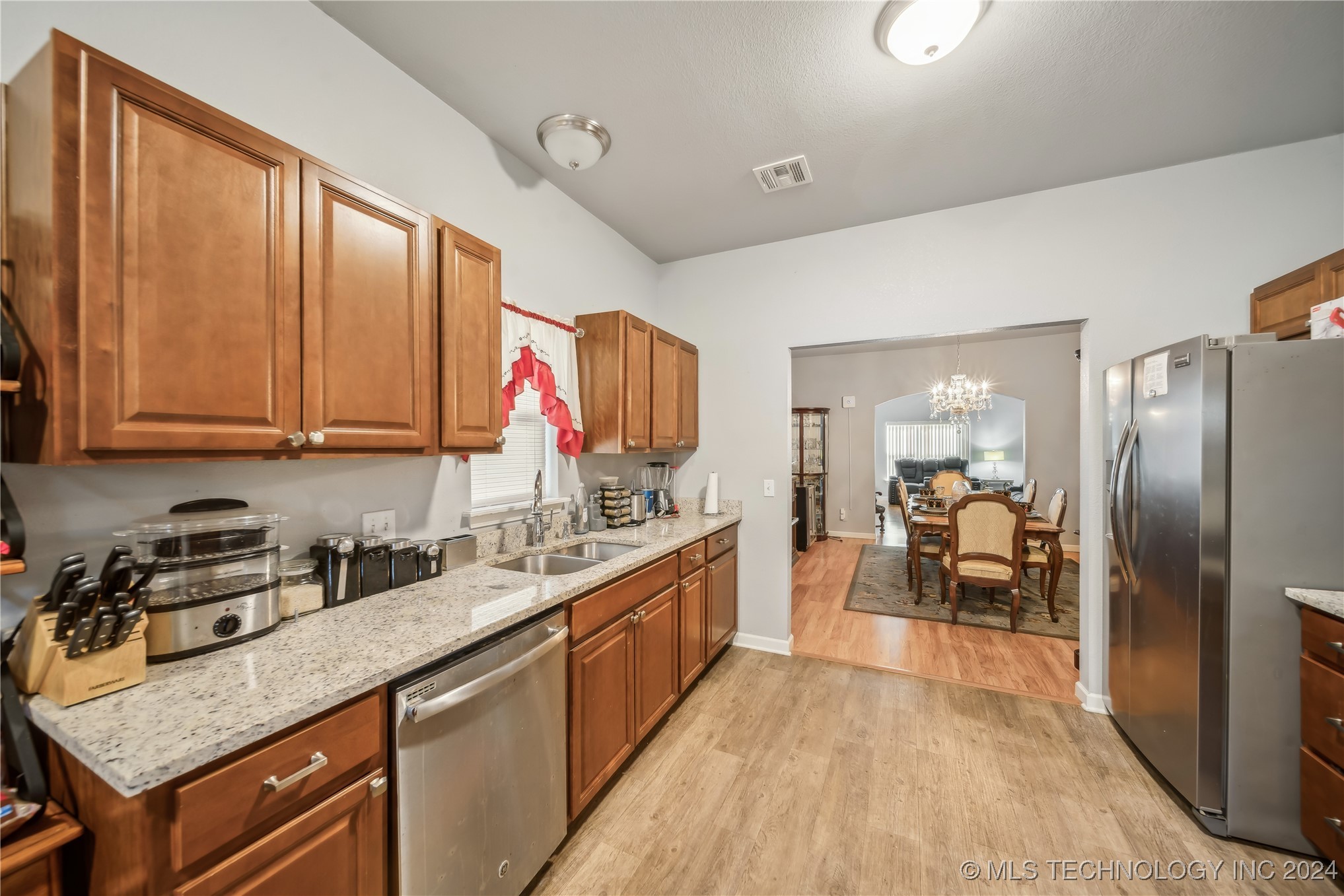 1228 N Main Street