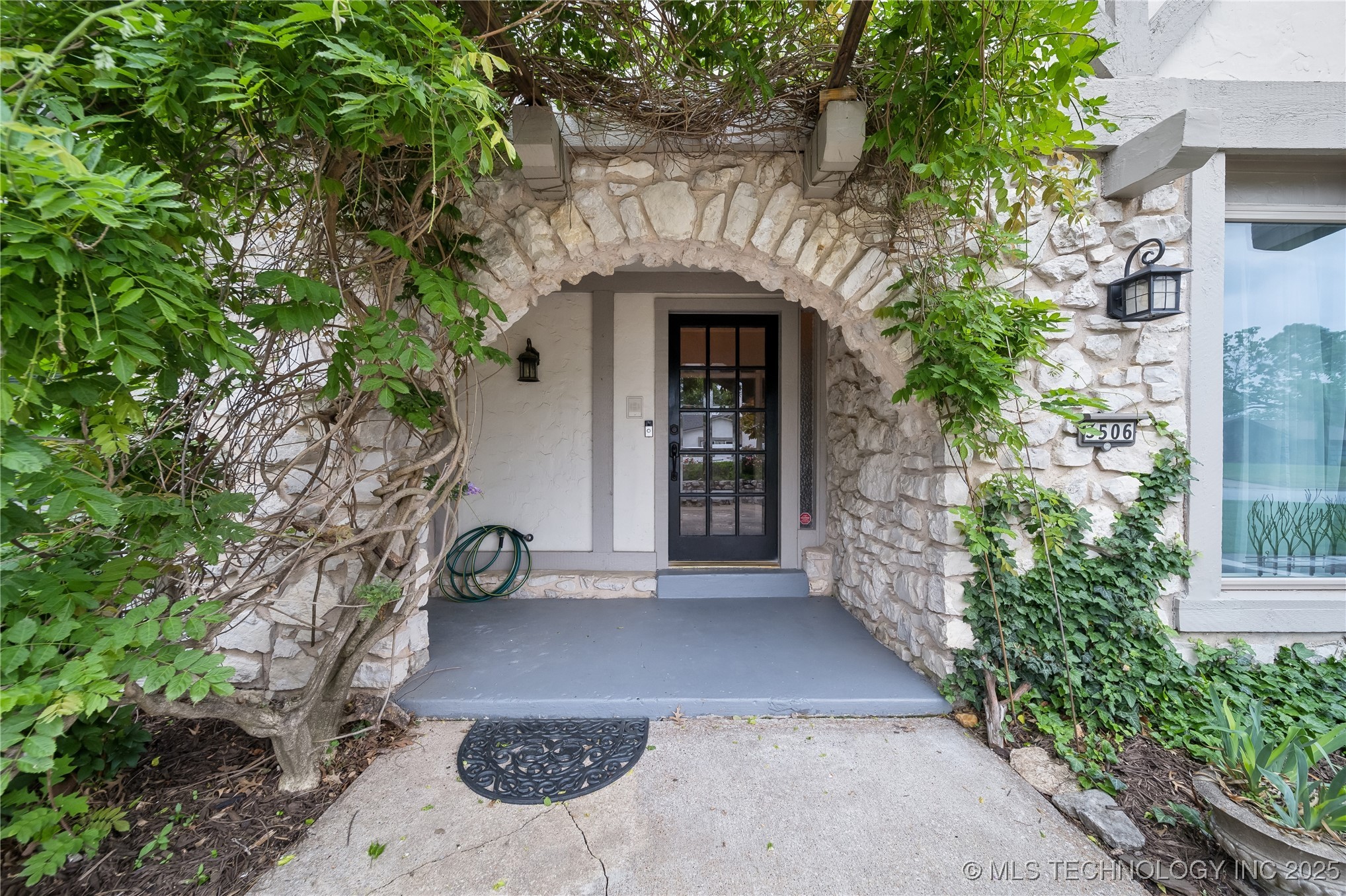 3506 E 66th Street