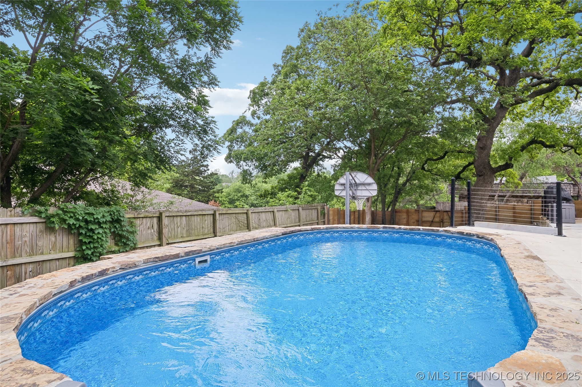 3506 E 66th Street