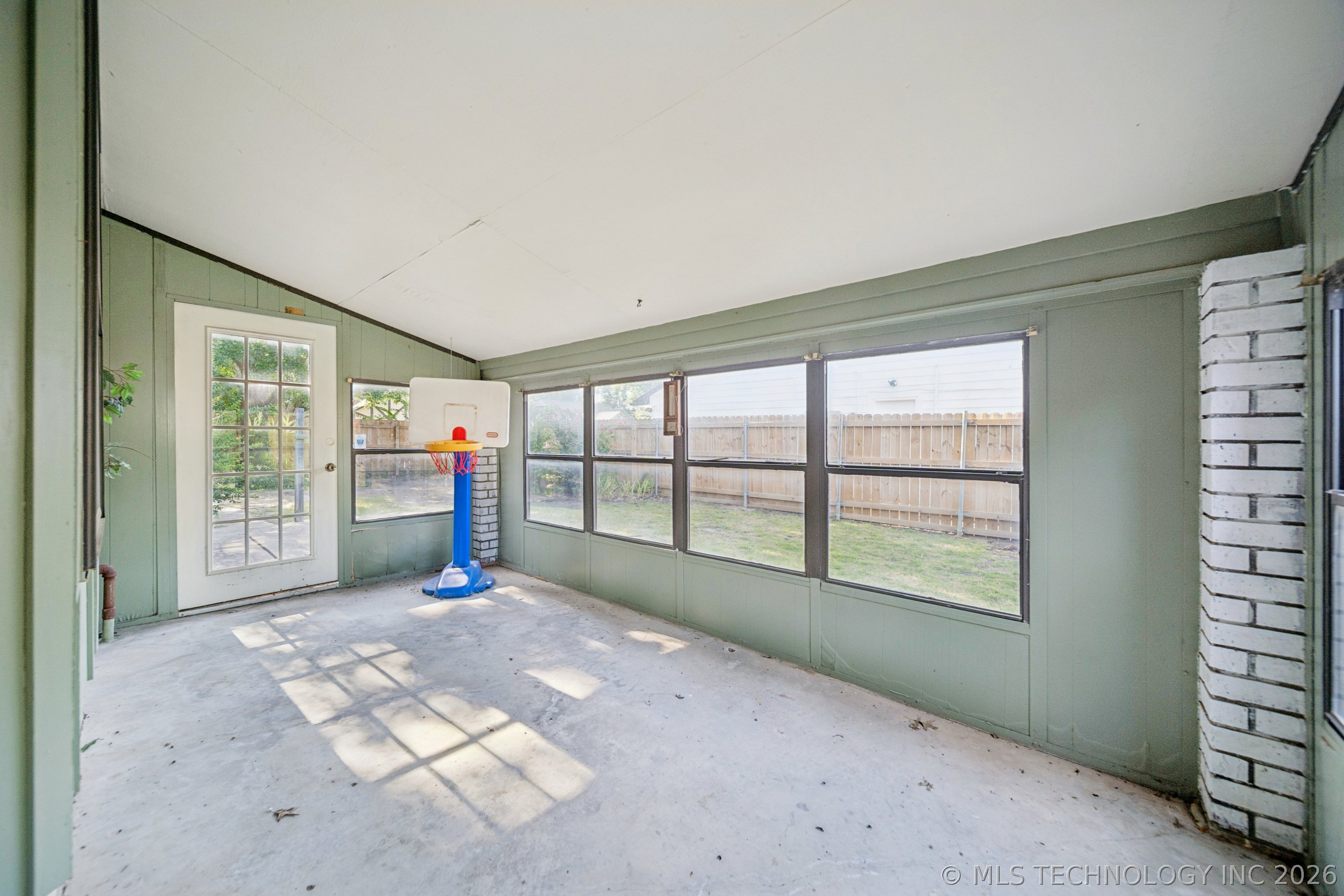 3001 W Broadway Street