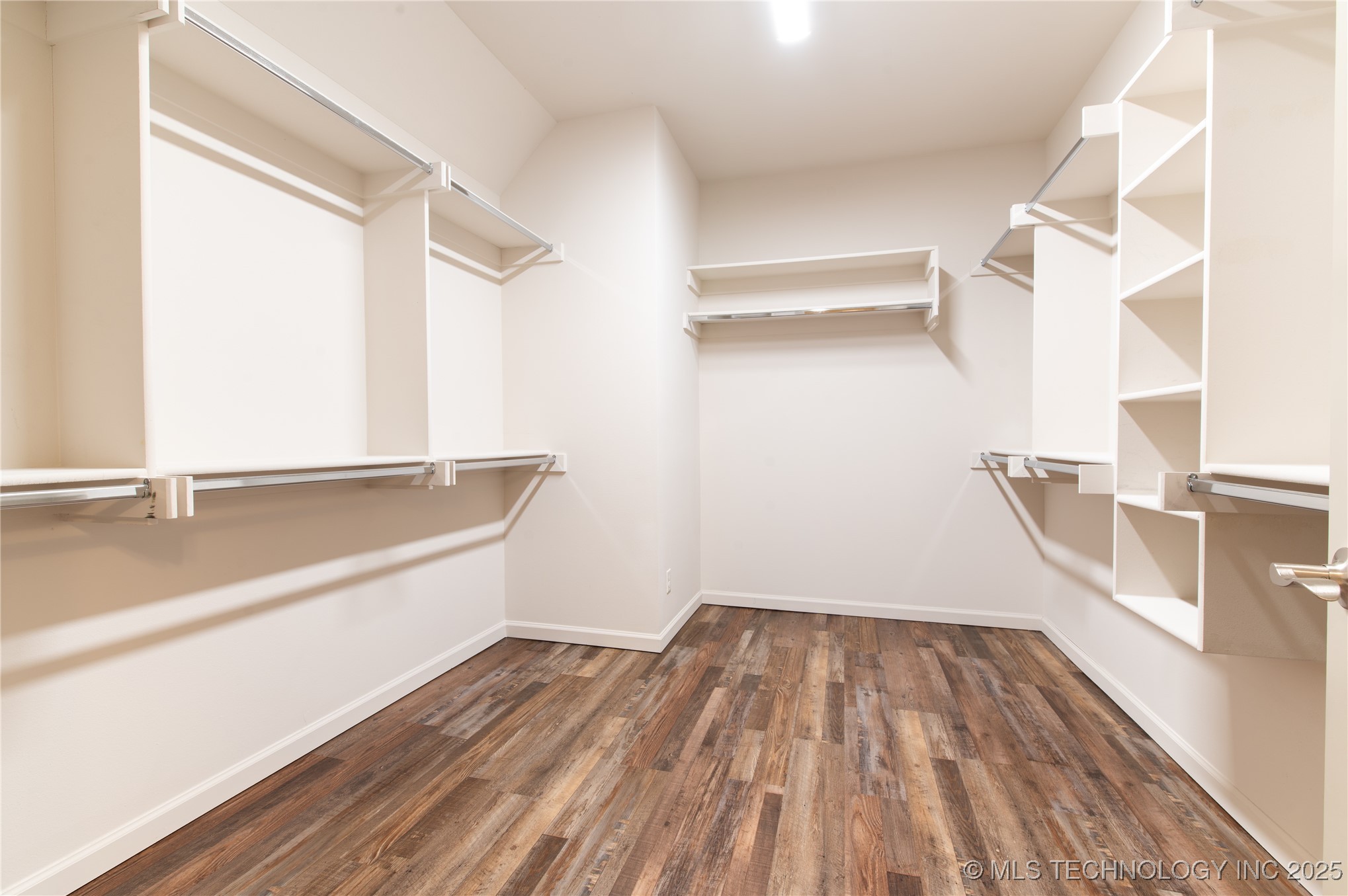 631 E 126th Street