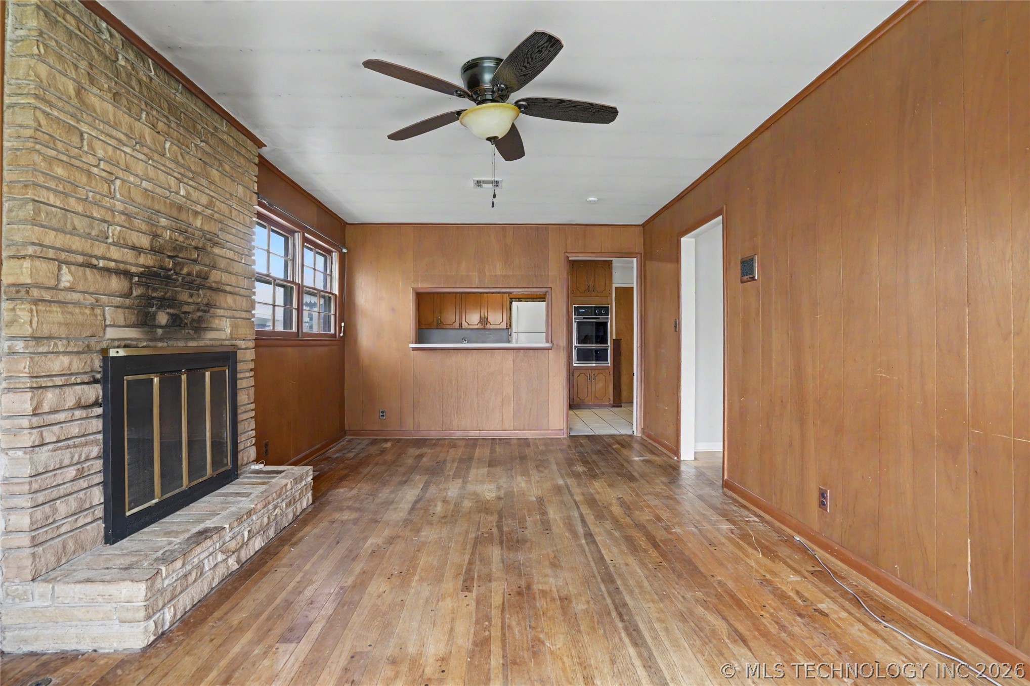 4332 E 58th Place