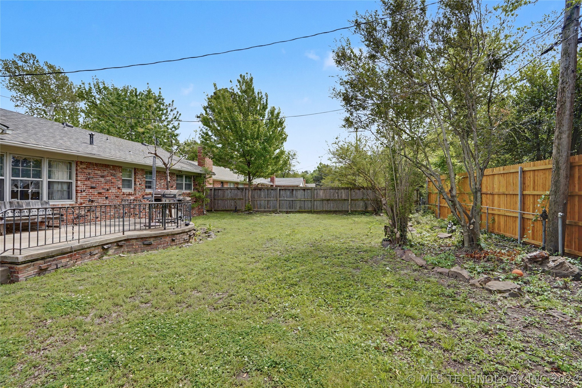 4332 E 58th Place