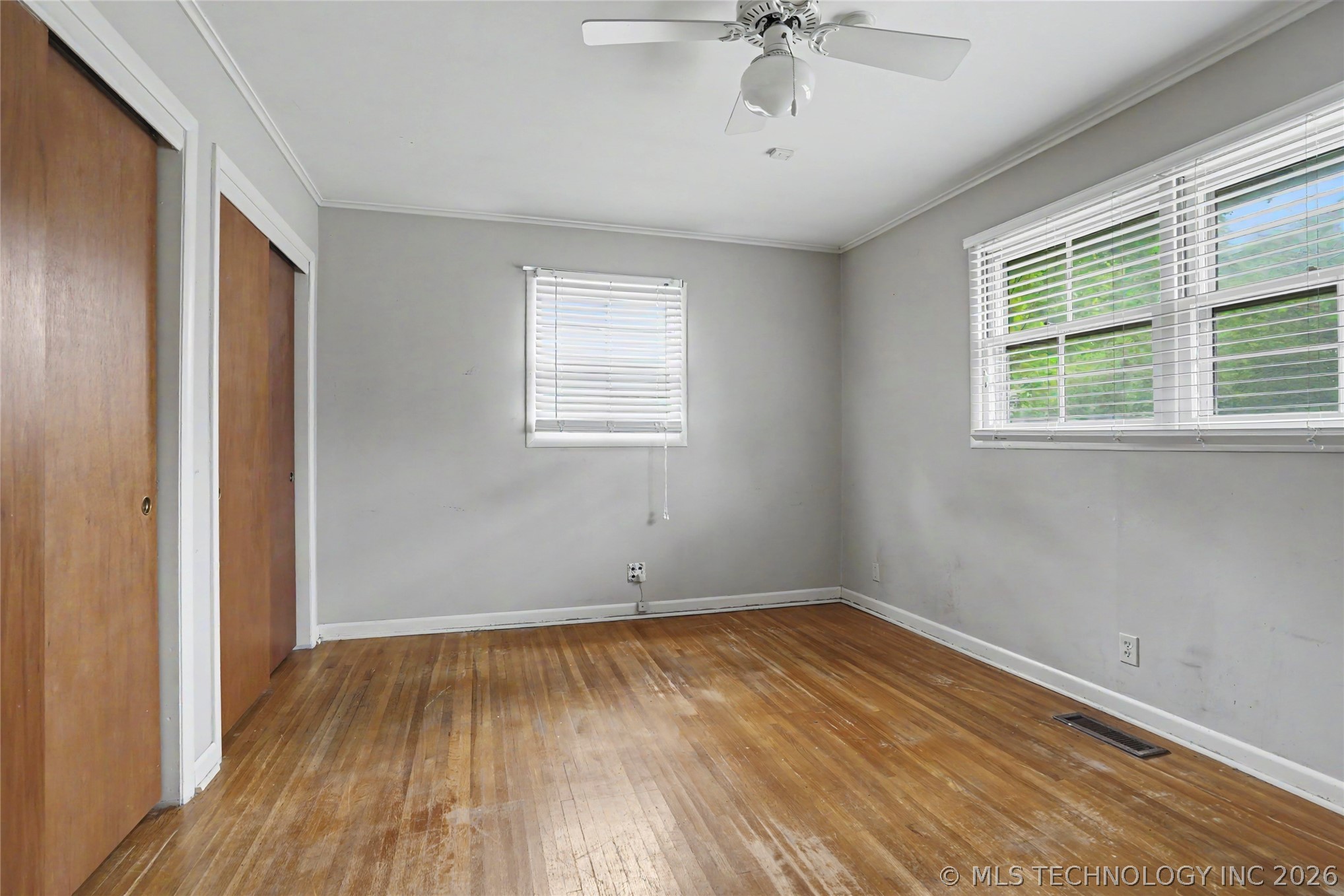 4332 E 58th Place