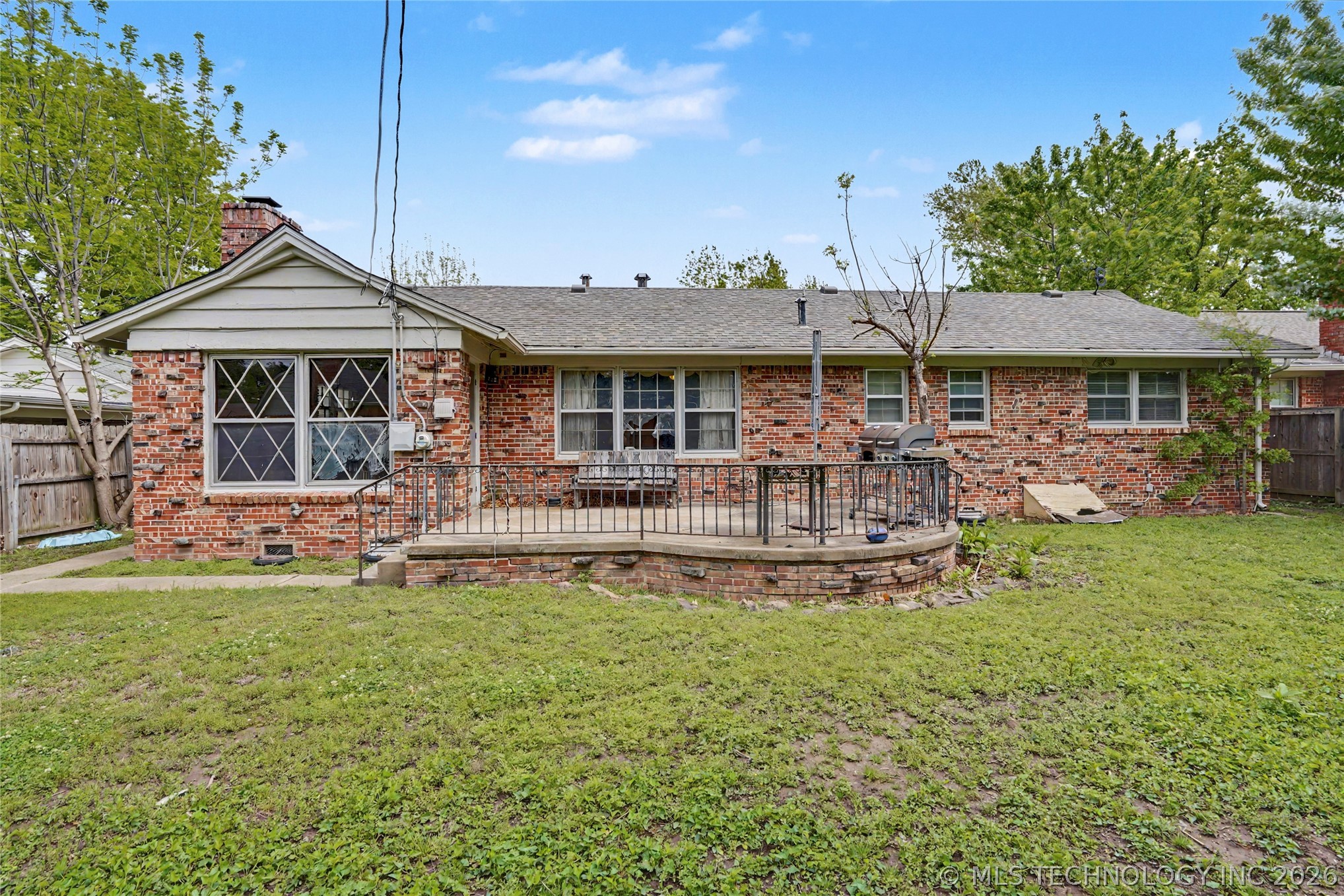 4332 E 58th Place