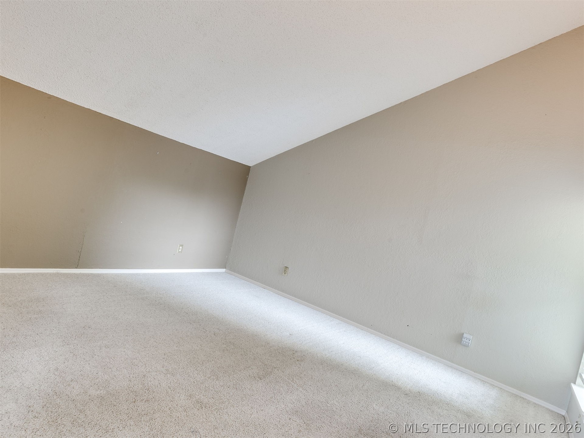 5929 S Atlanta Avenue 5929