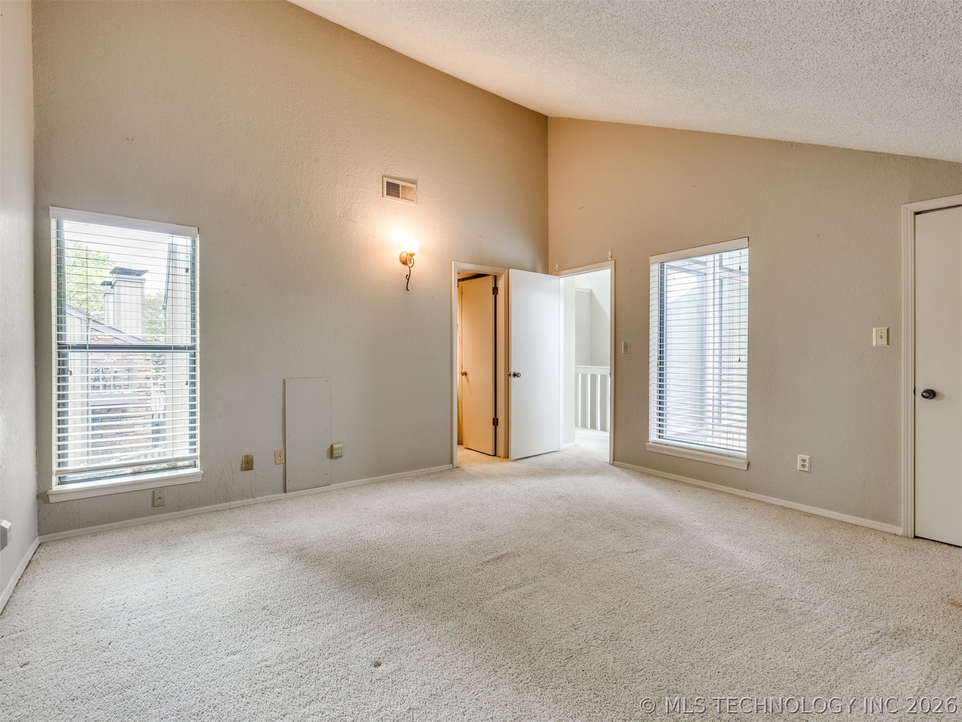 5929 S Atlanta Avenue 5929