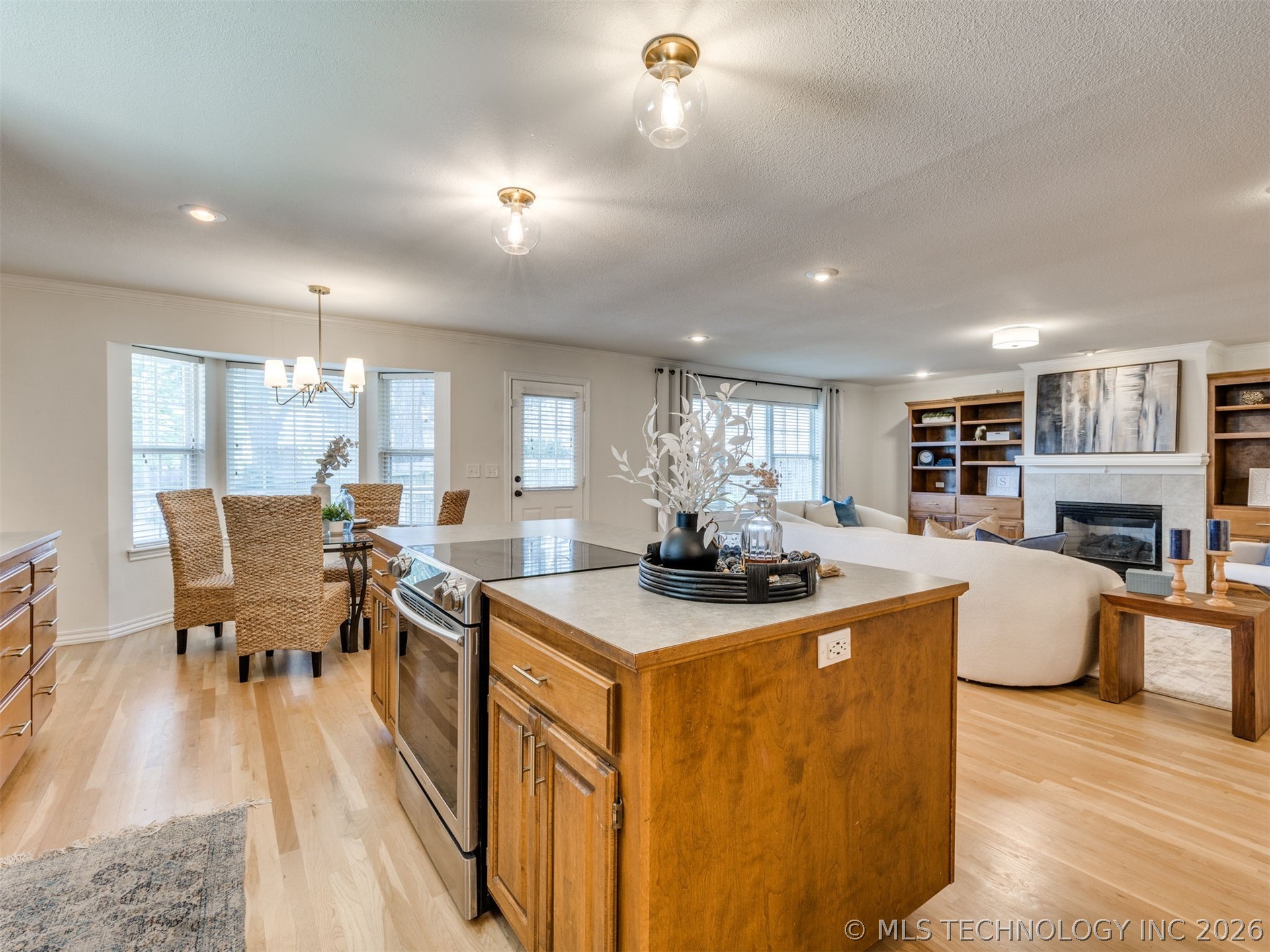 5128 E 91st Place