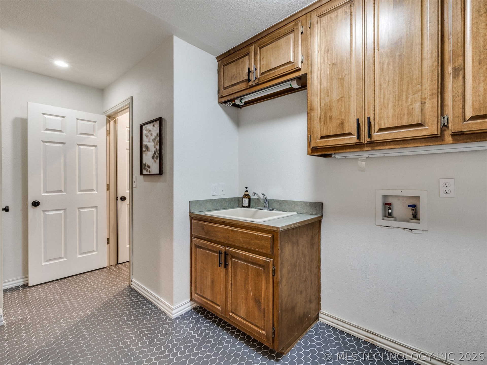 5128 E 91st Place