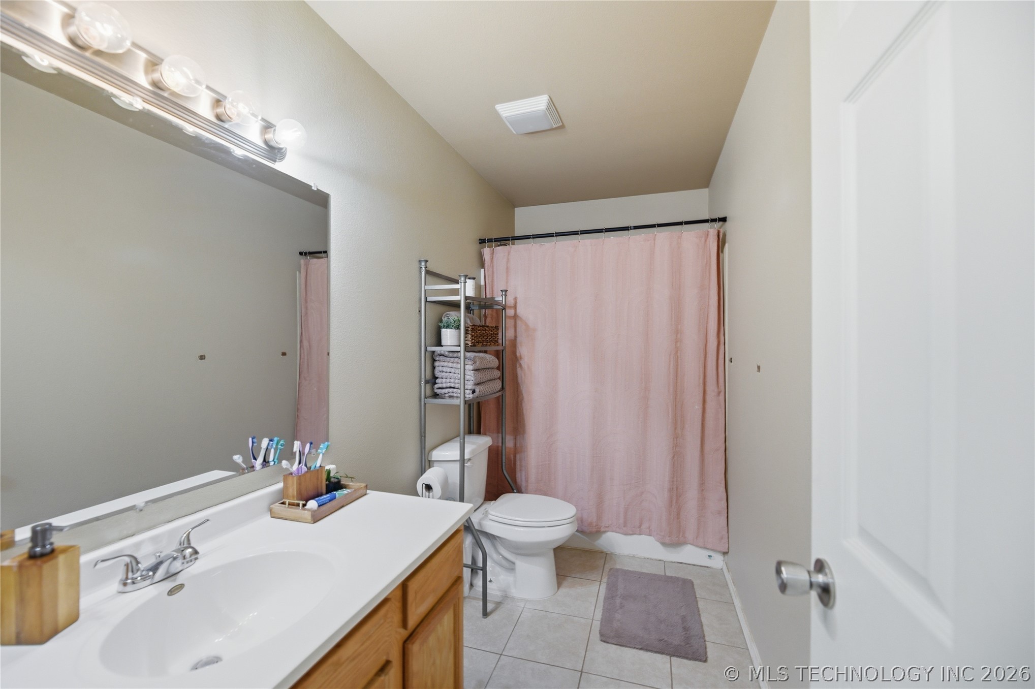 1407 W Haskell Street