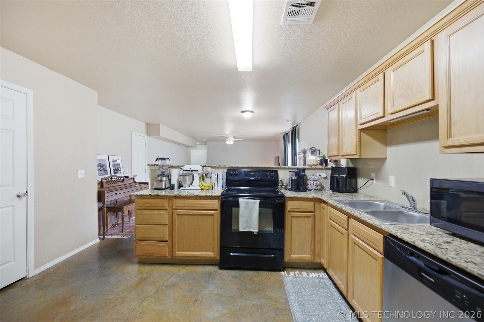 1407 W Haskell Street