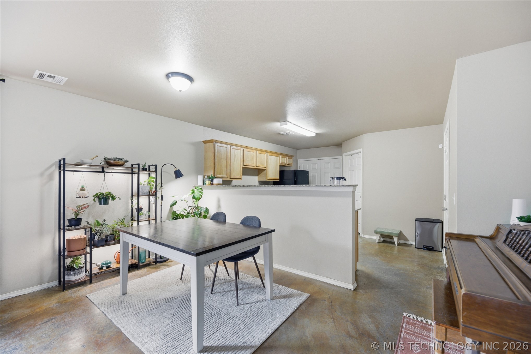 1407 W Haskell Street