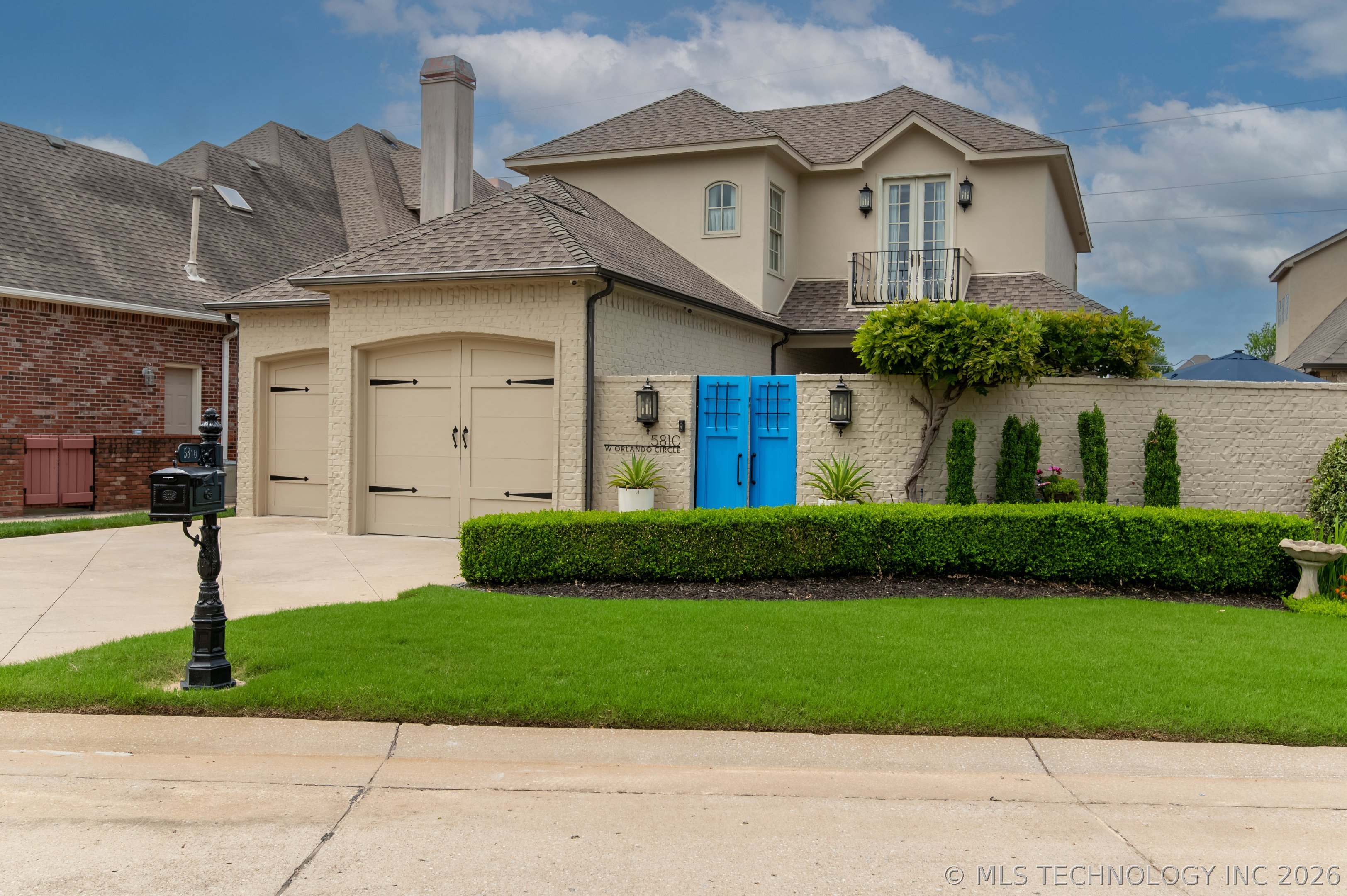 5810 W Orlando Circle