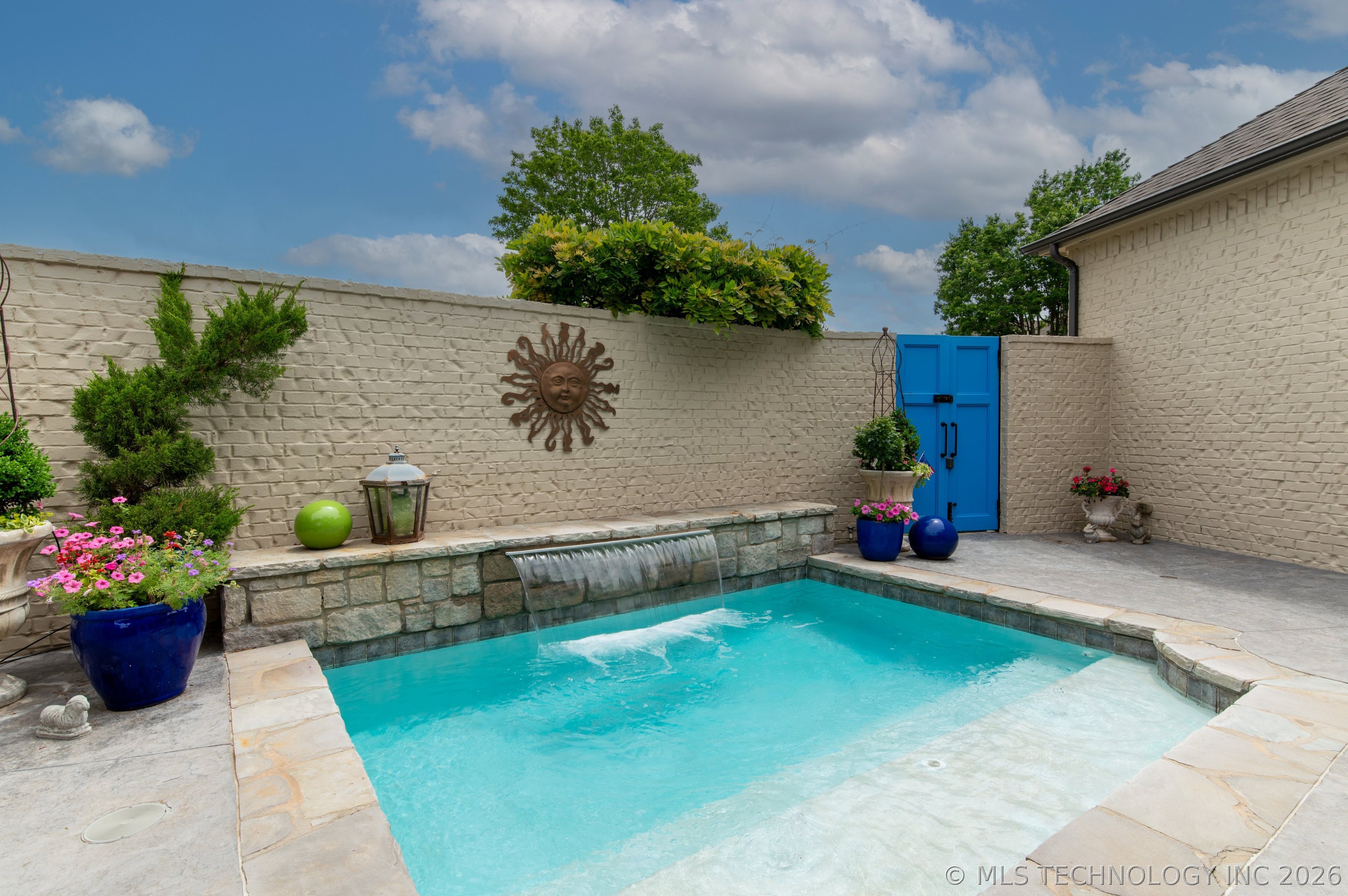 5810 W Orlando Circle