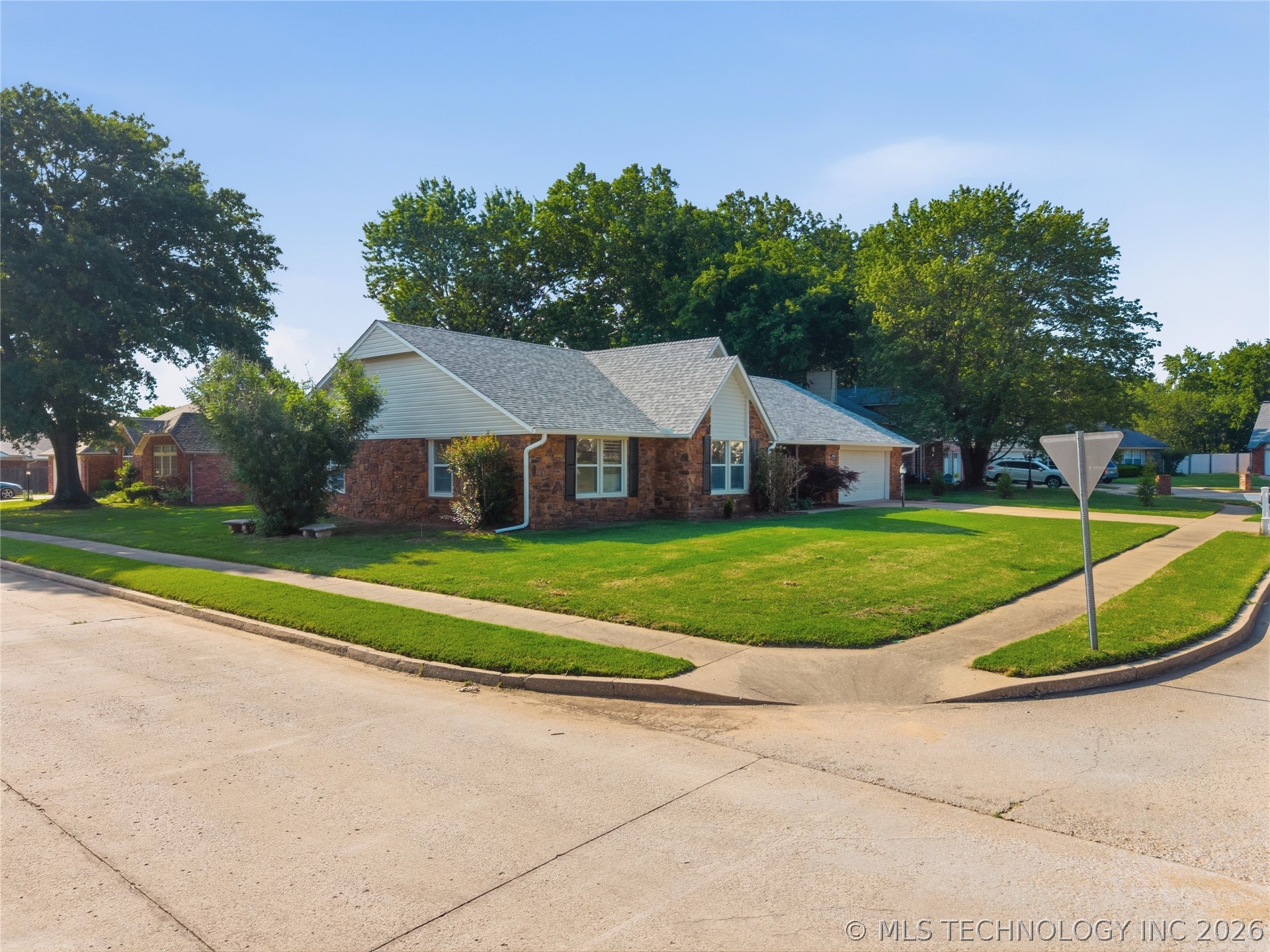 10714 S 86th East Circle