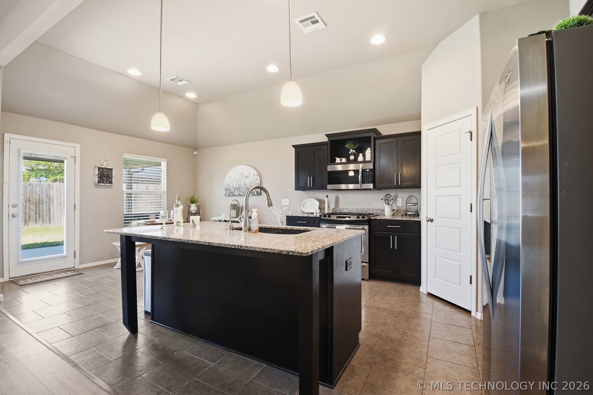 14606 E 114th Street North