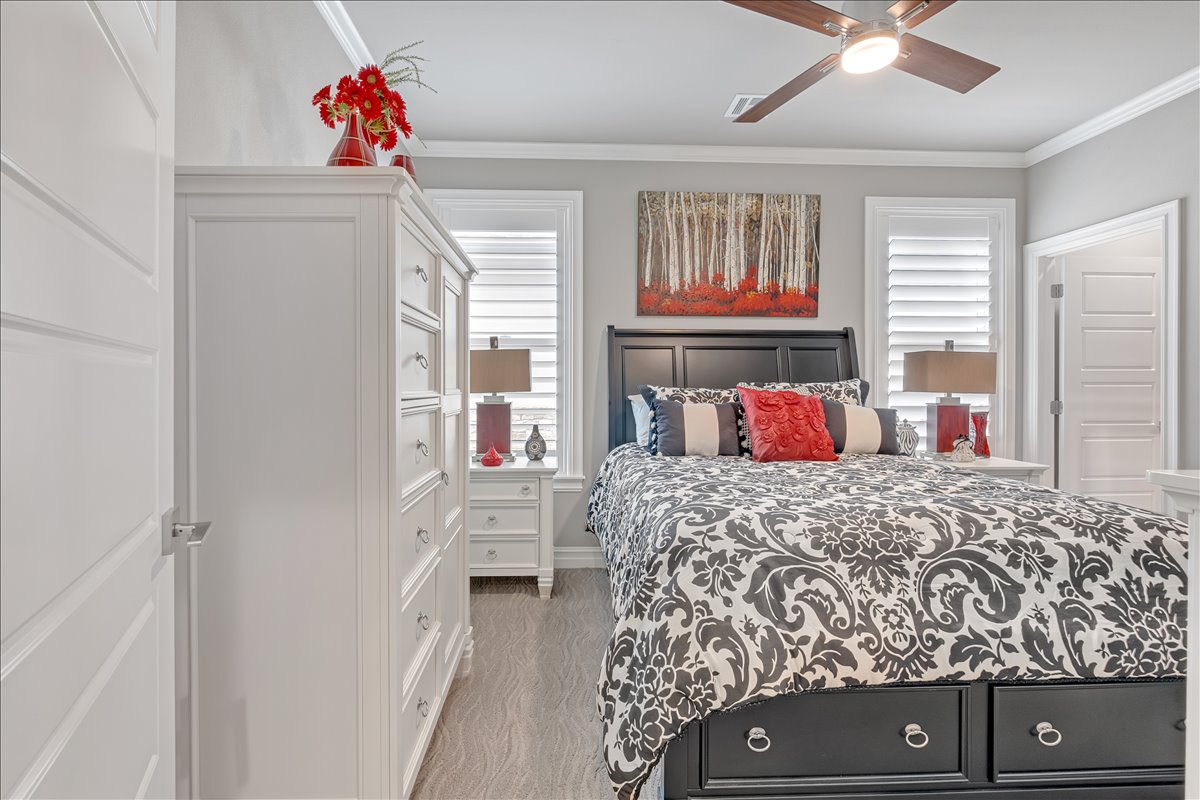 1105 W 84th Street