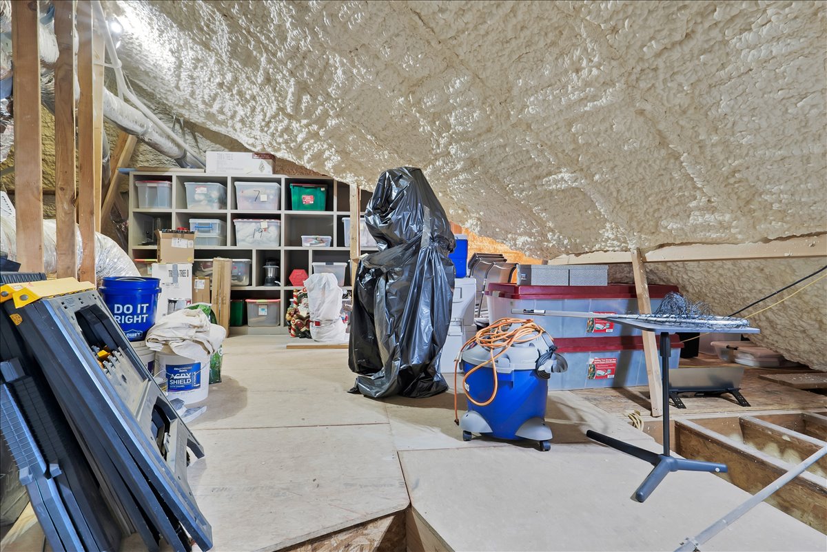 1105 W 84th Street