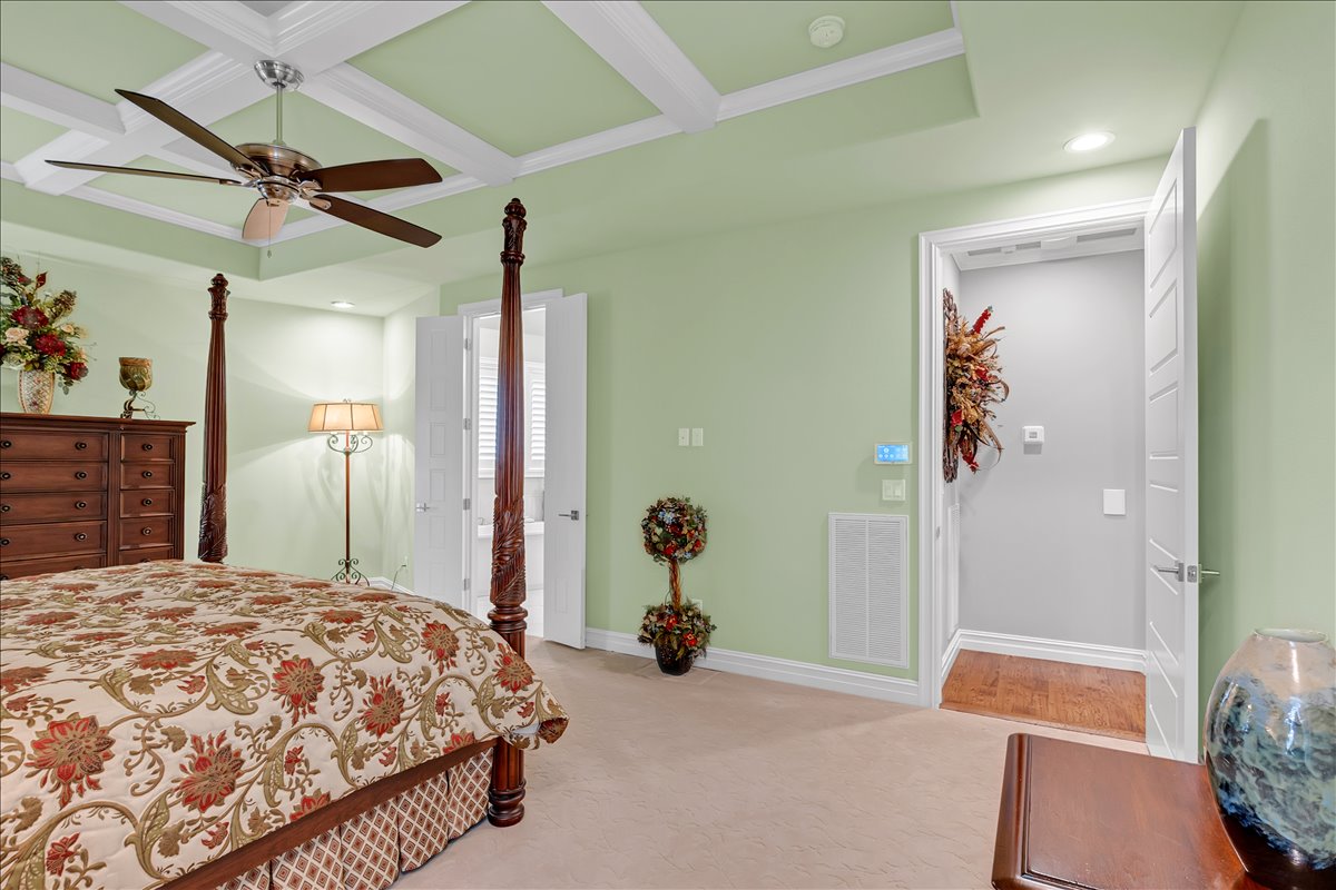 1105 W 84th Street