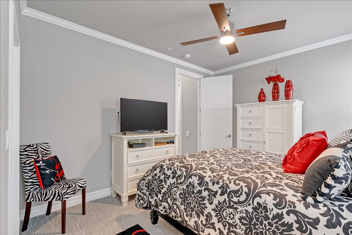 1105 W 84th Street