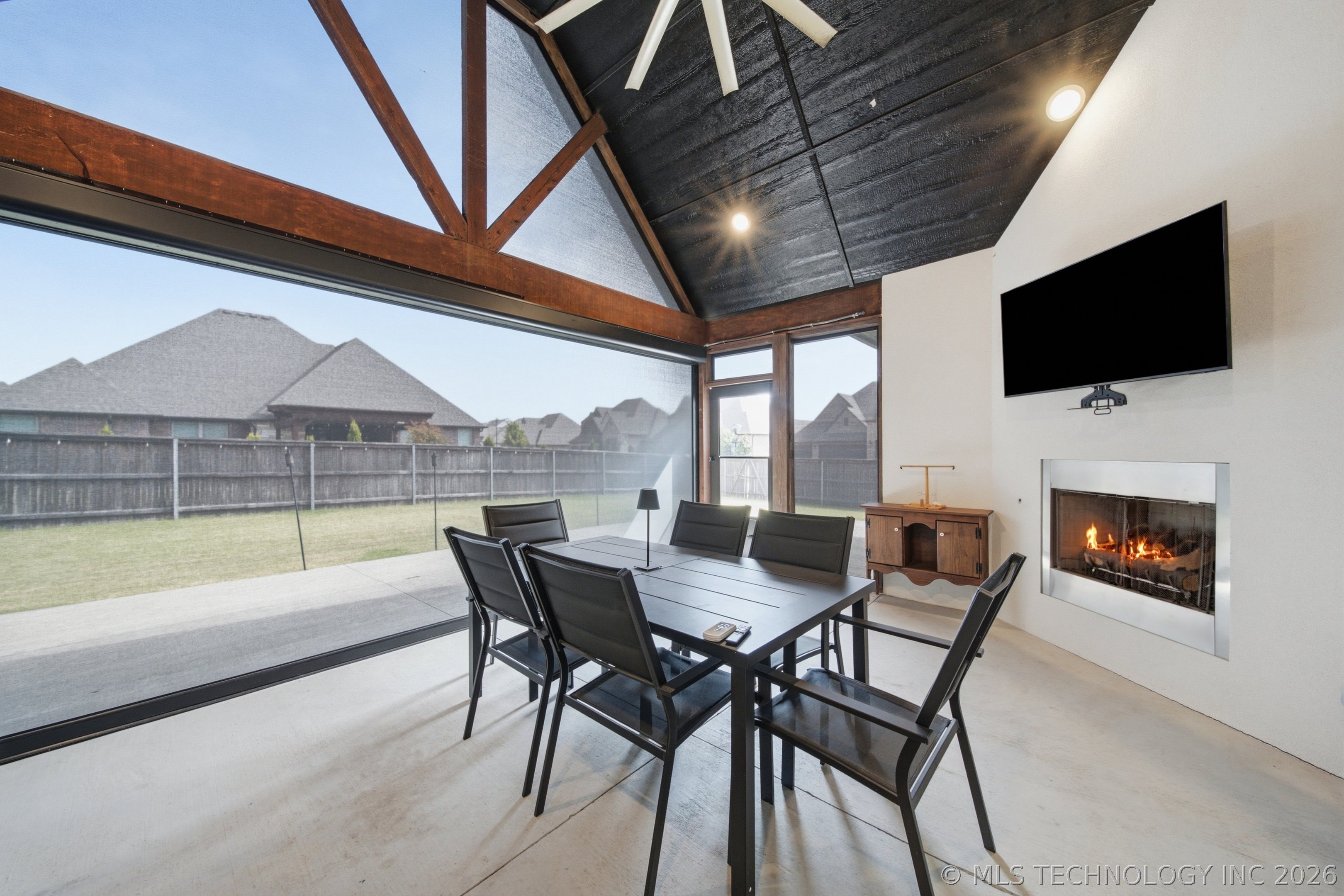 3116 W Van Buren Court S