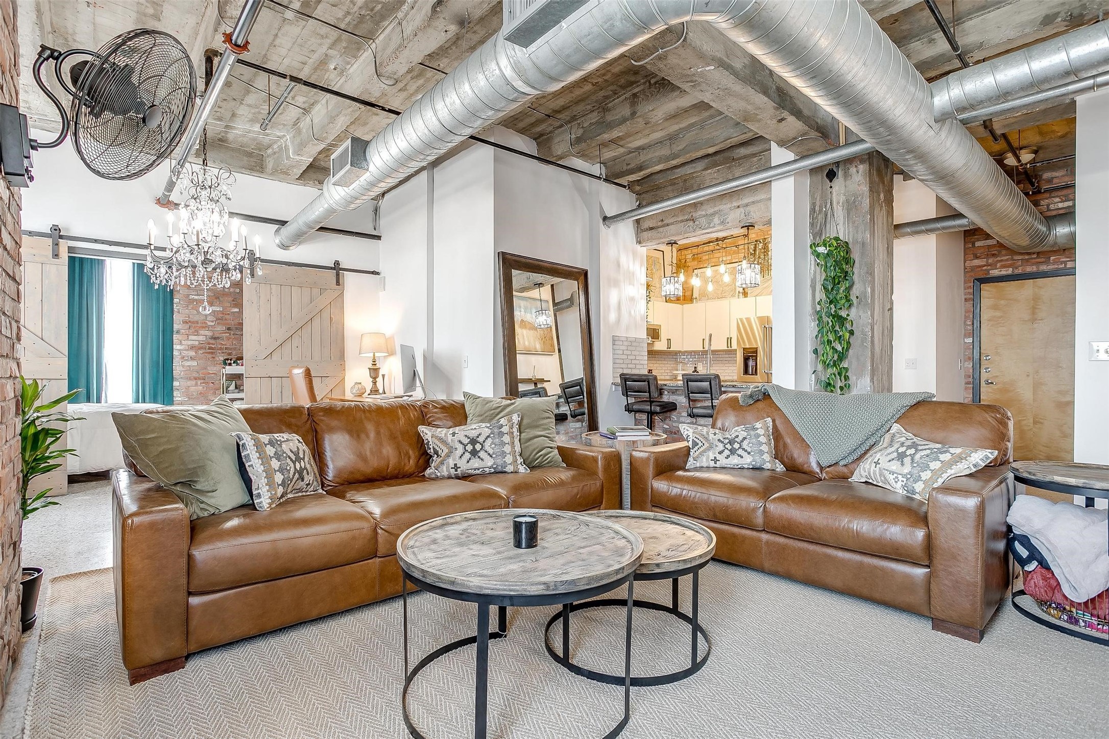 221 W Lancaster Avenue 9001