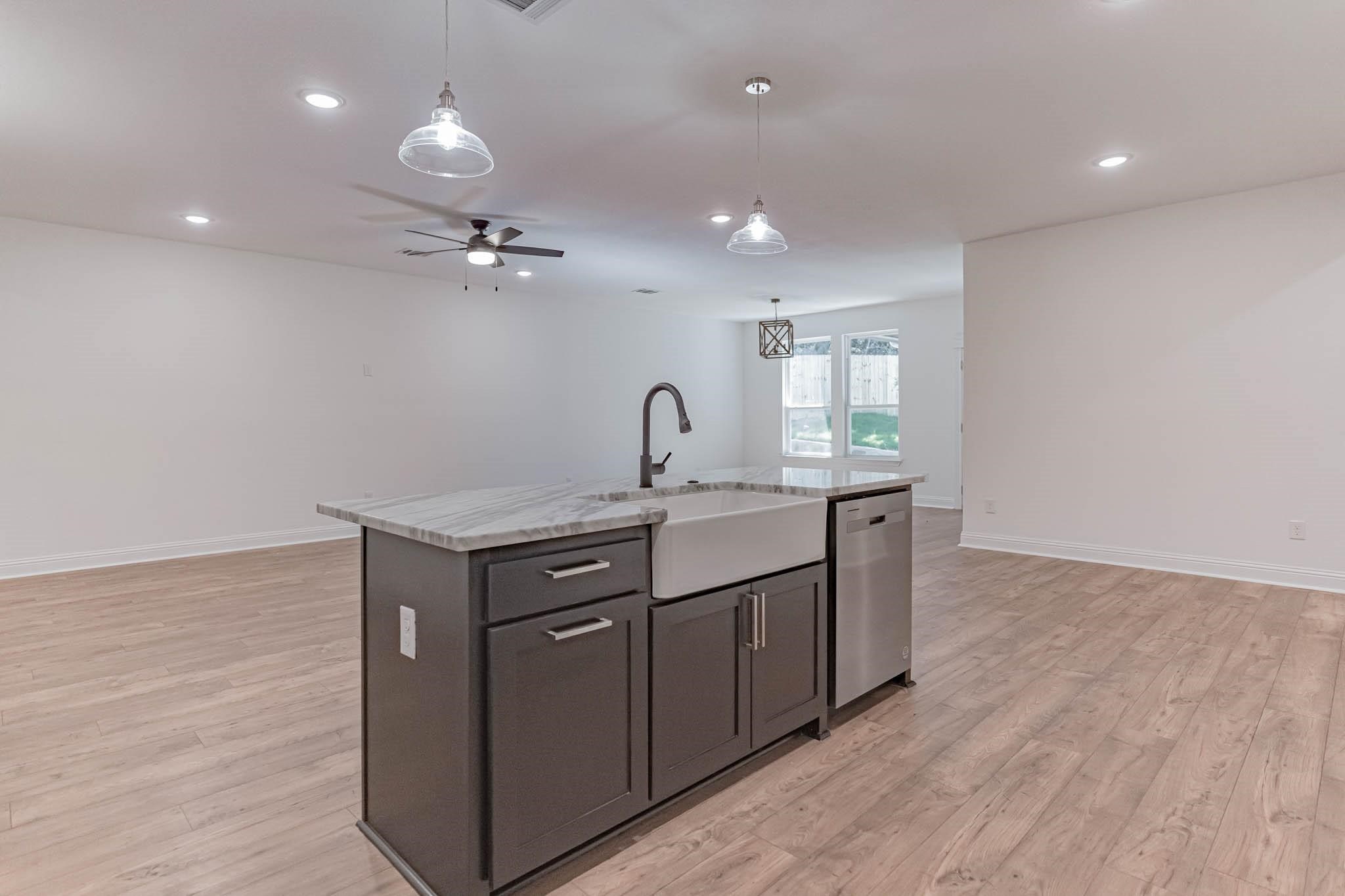 5120 Stoneridge Drive