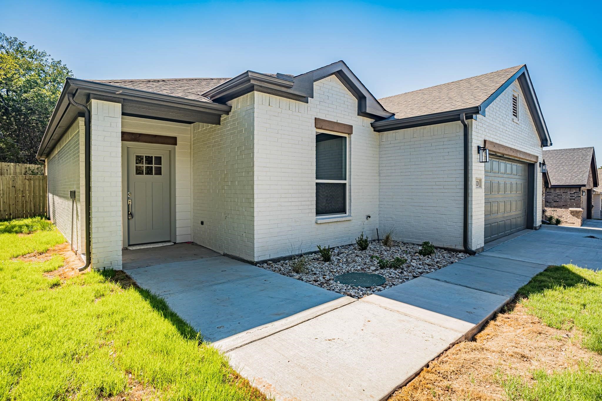 5120 Stoneridge Drive