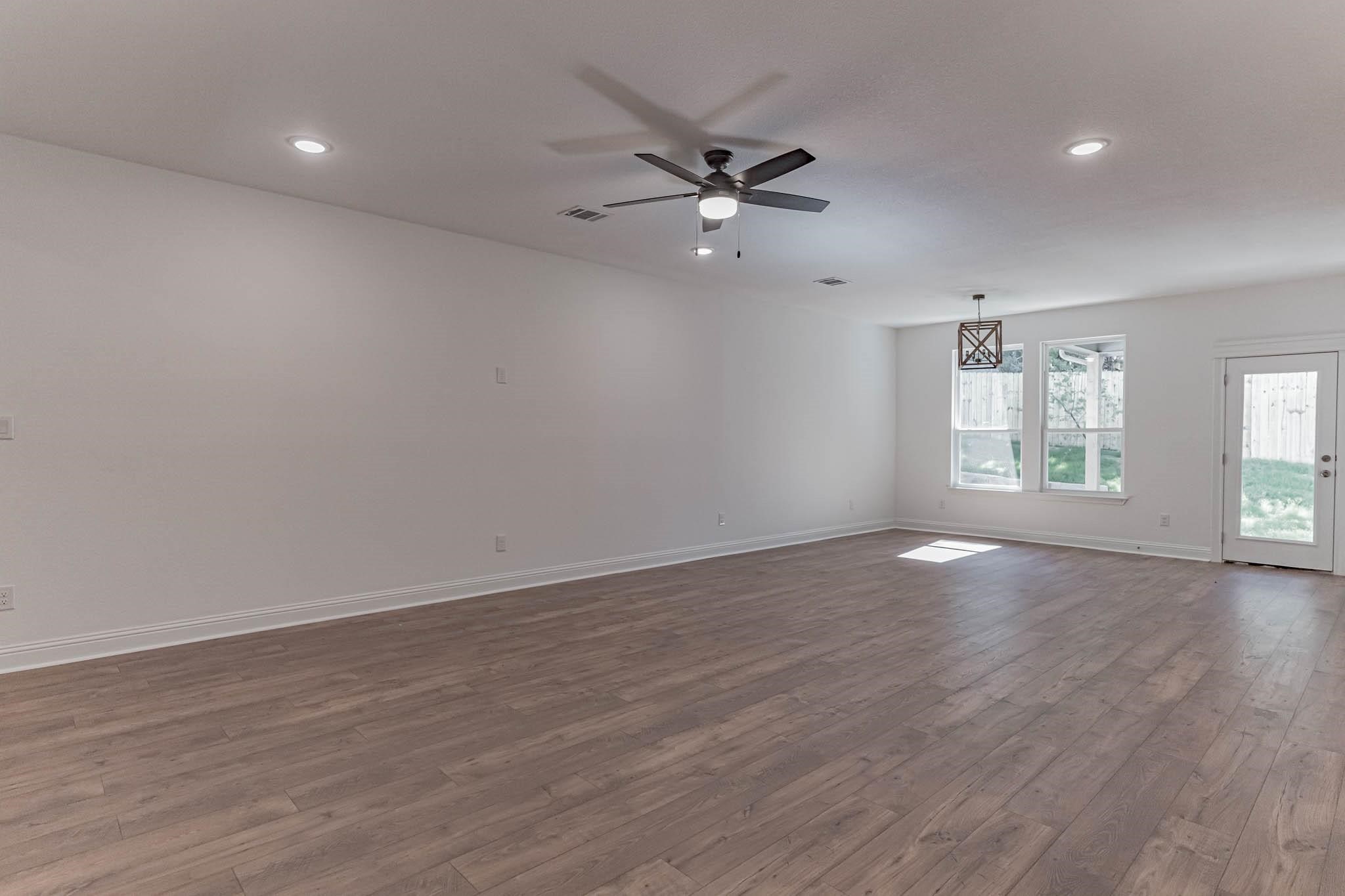 5120 Stoneridge Drive