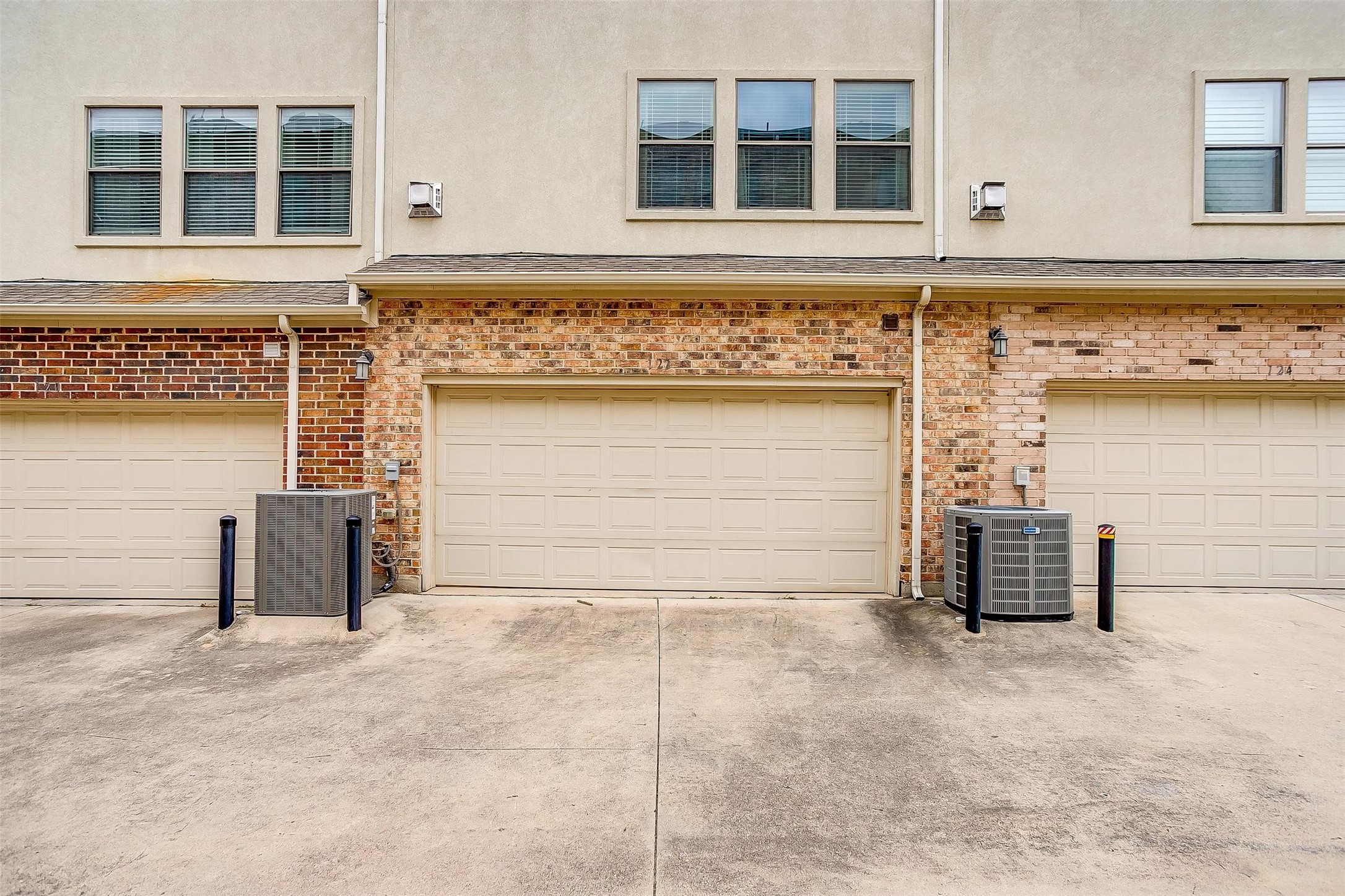 2816 Lubbock Avenue 122