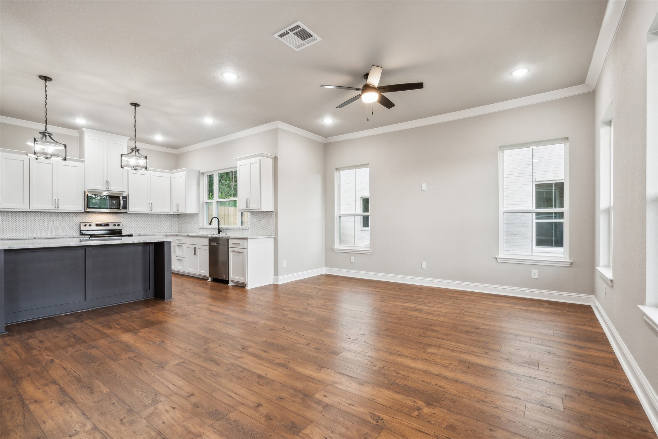 2618 Steepleridge Circle