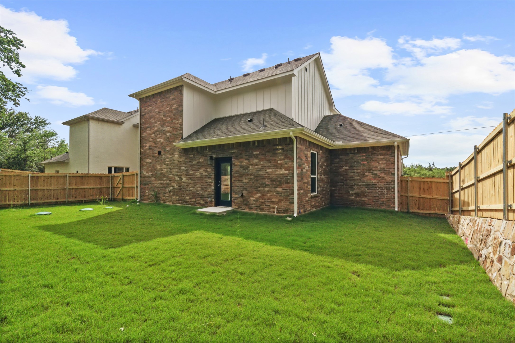 2618 Steepleridge Circle