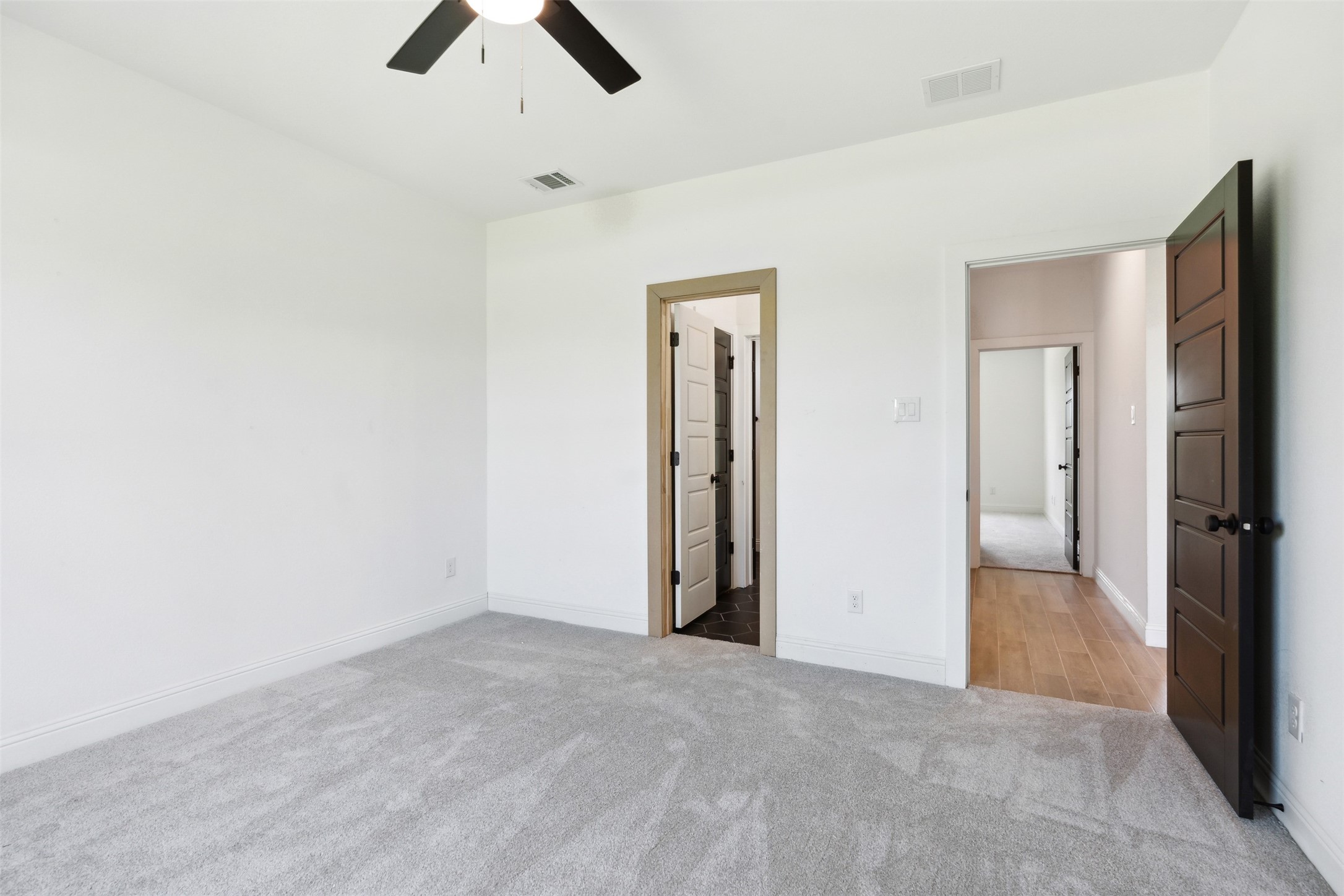 9016 Valley Oak Court