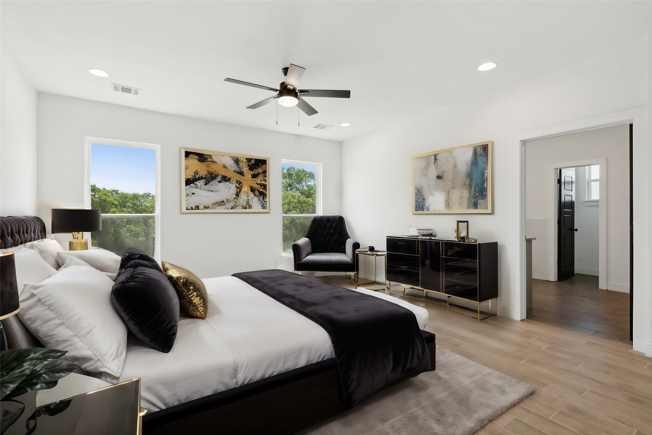 9016 Valley Oak Court