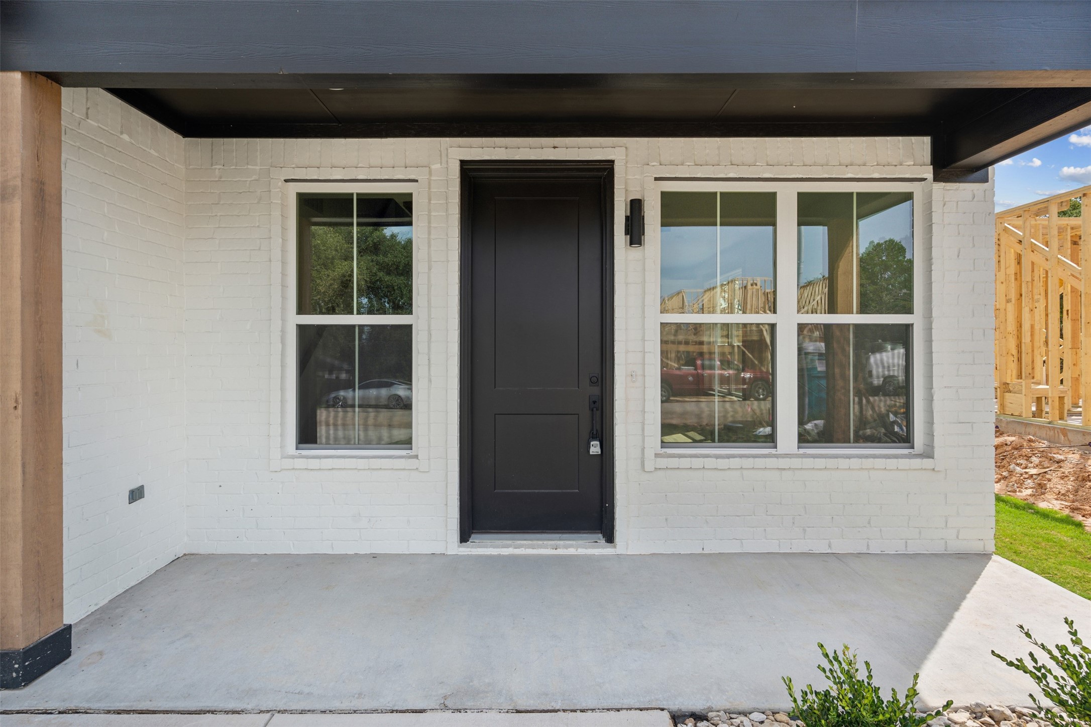 5701 Barkridge Drive