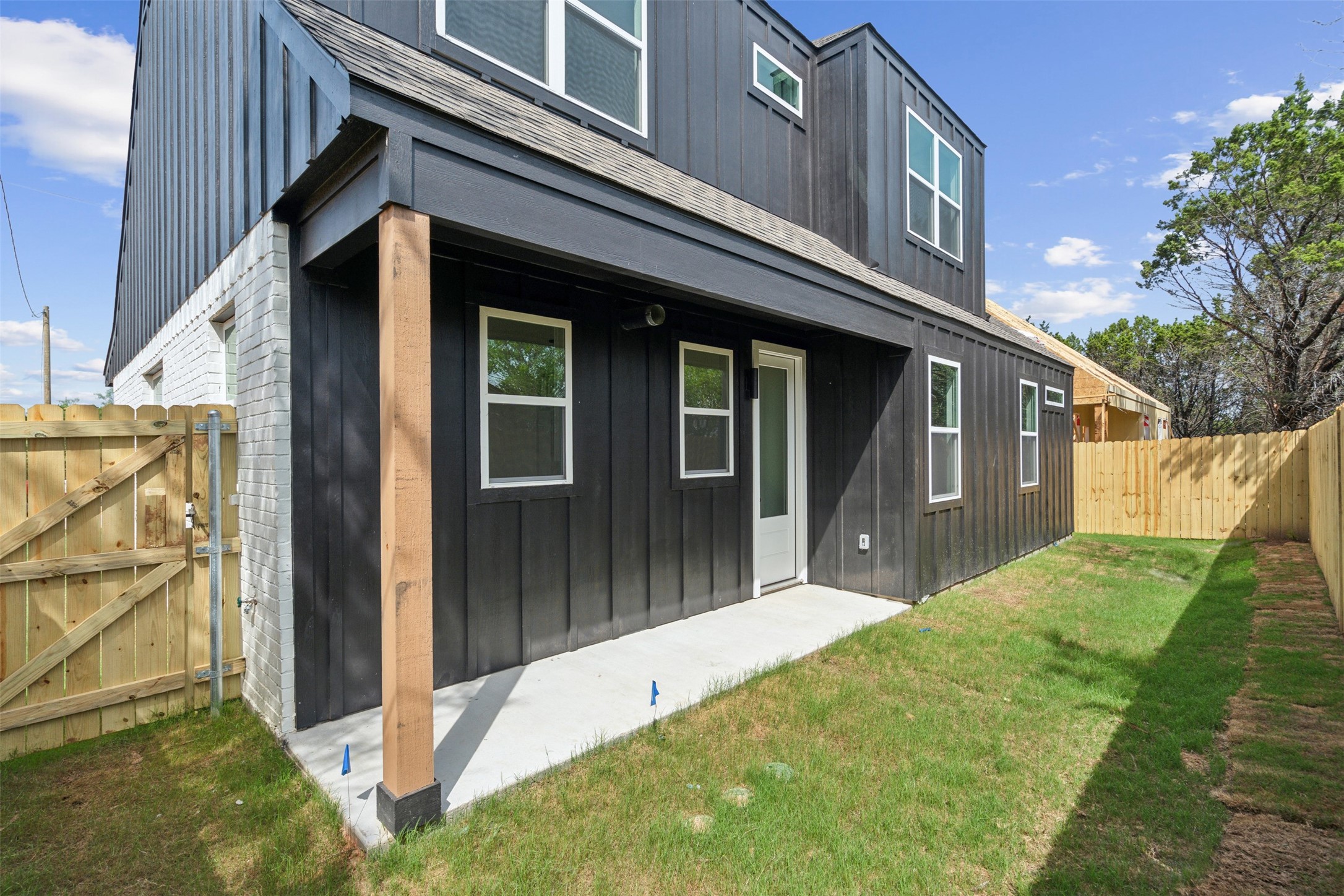 5701 Barkridge Drive